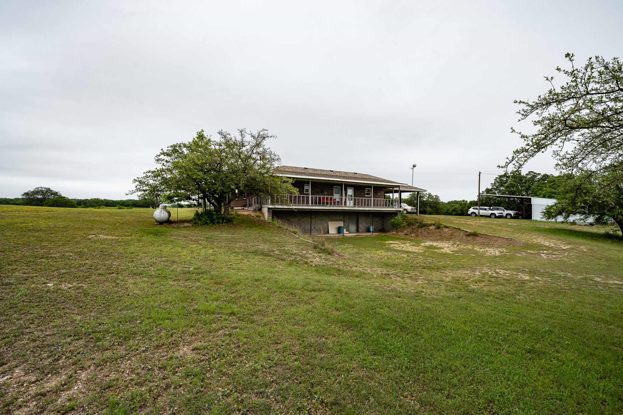 main property photo 8