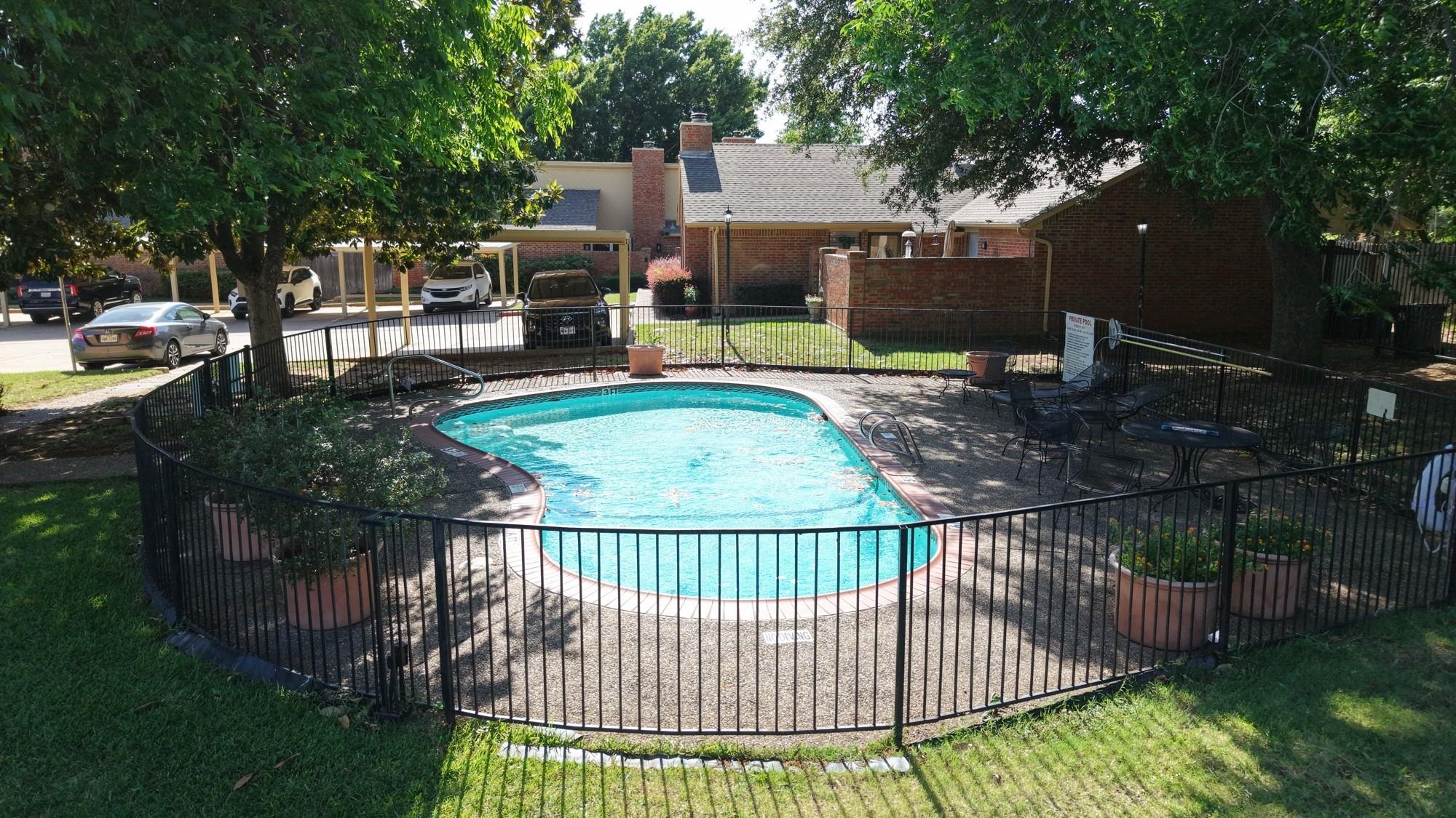 main property photo 29