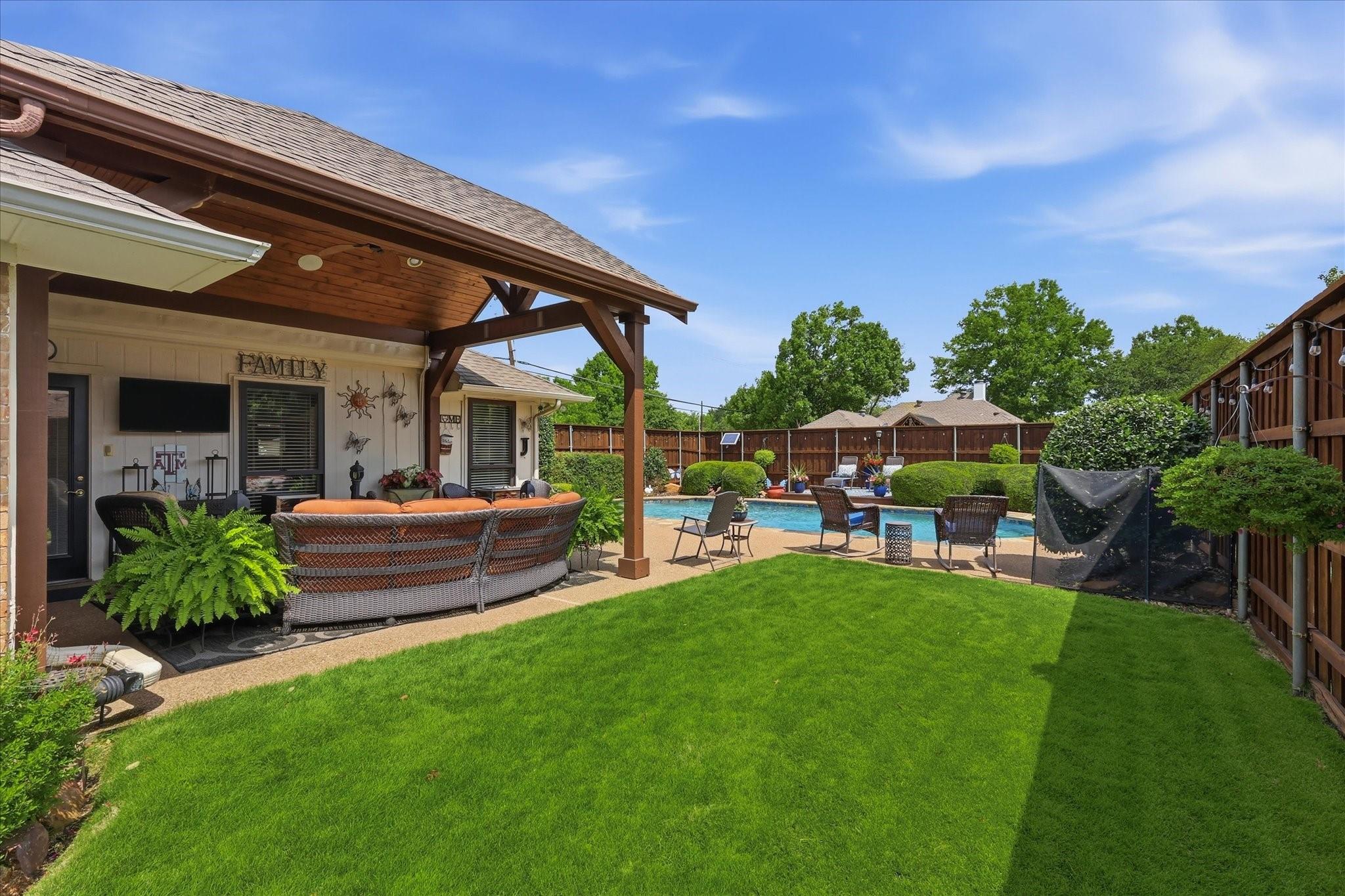 main property photo 29