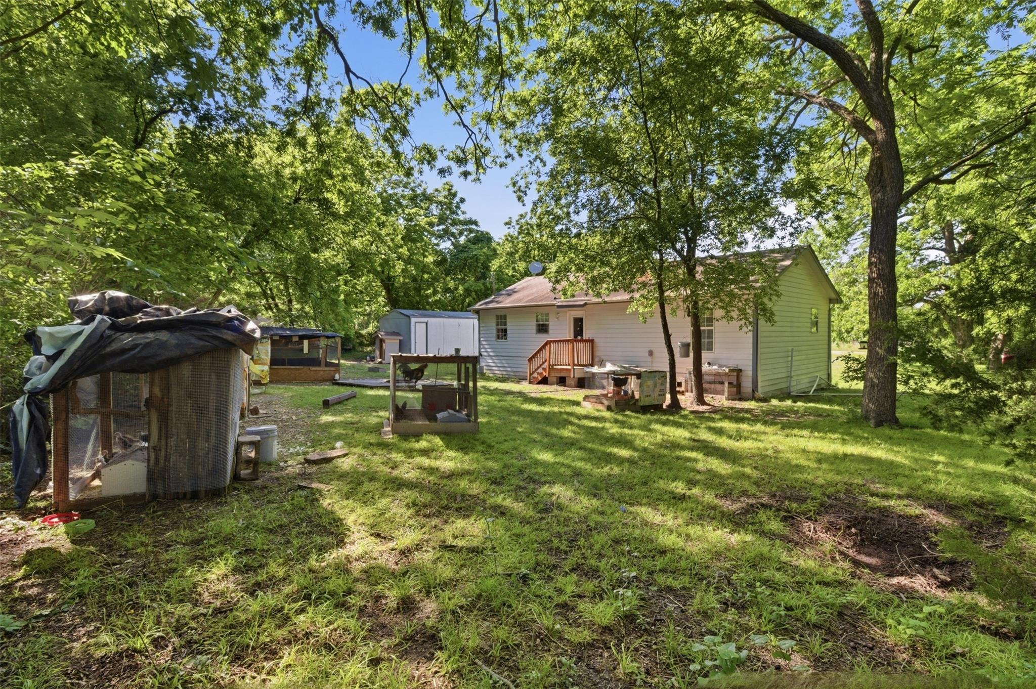 main property photo 19