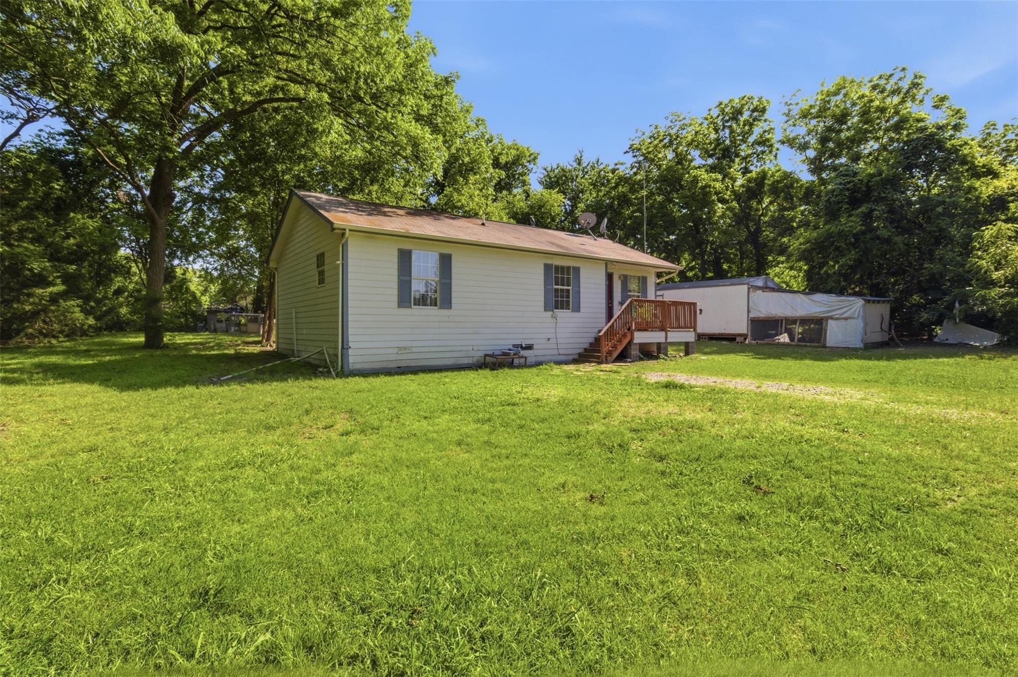 main property photo 22