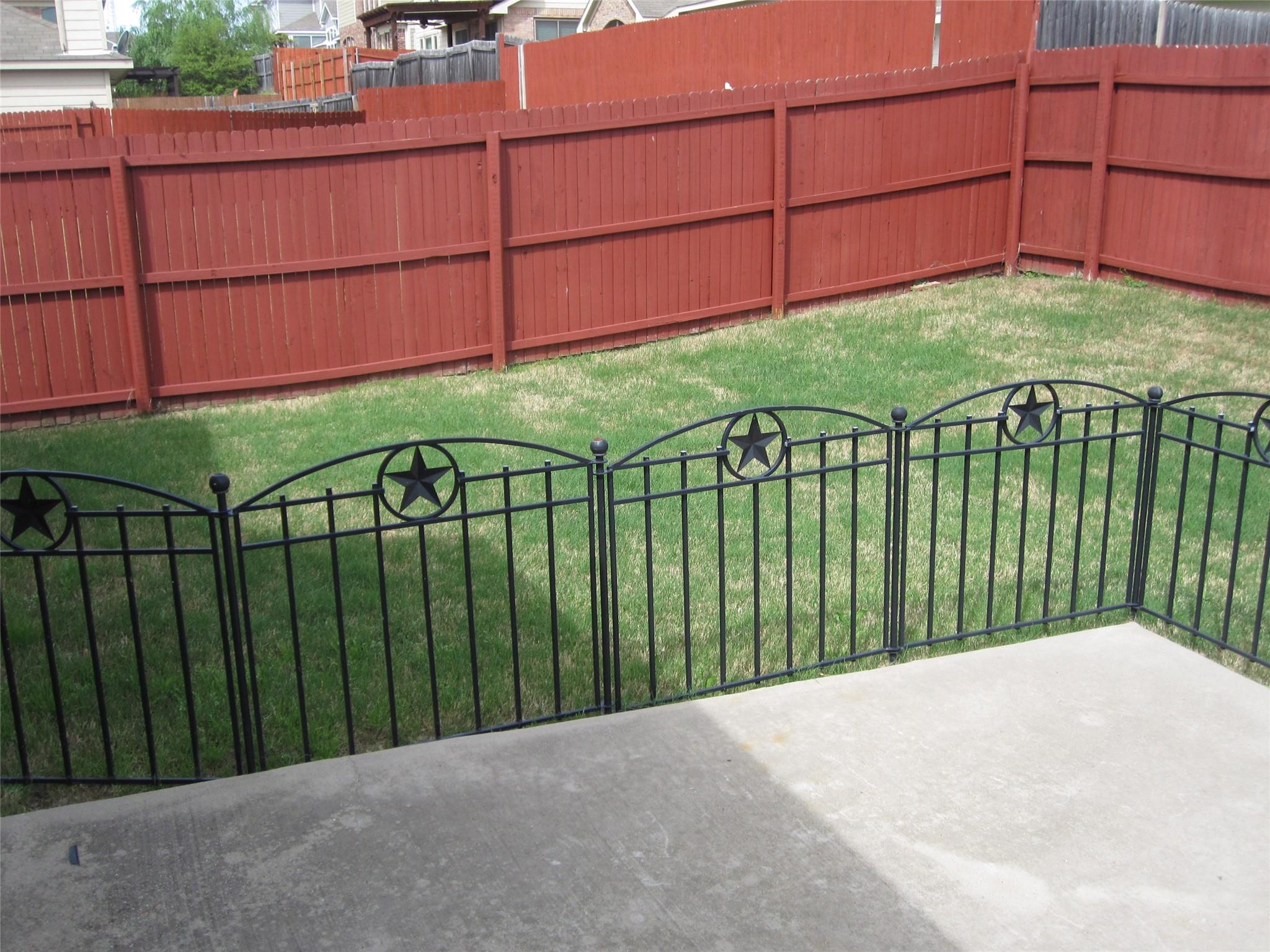 main property photo 16