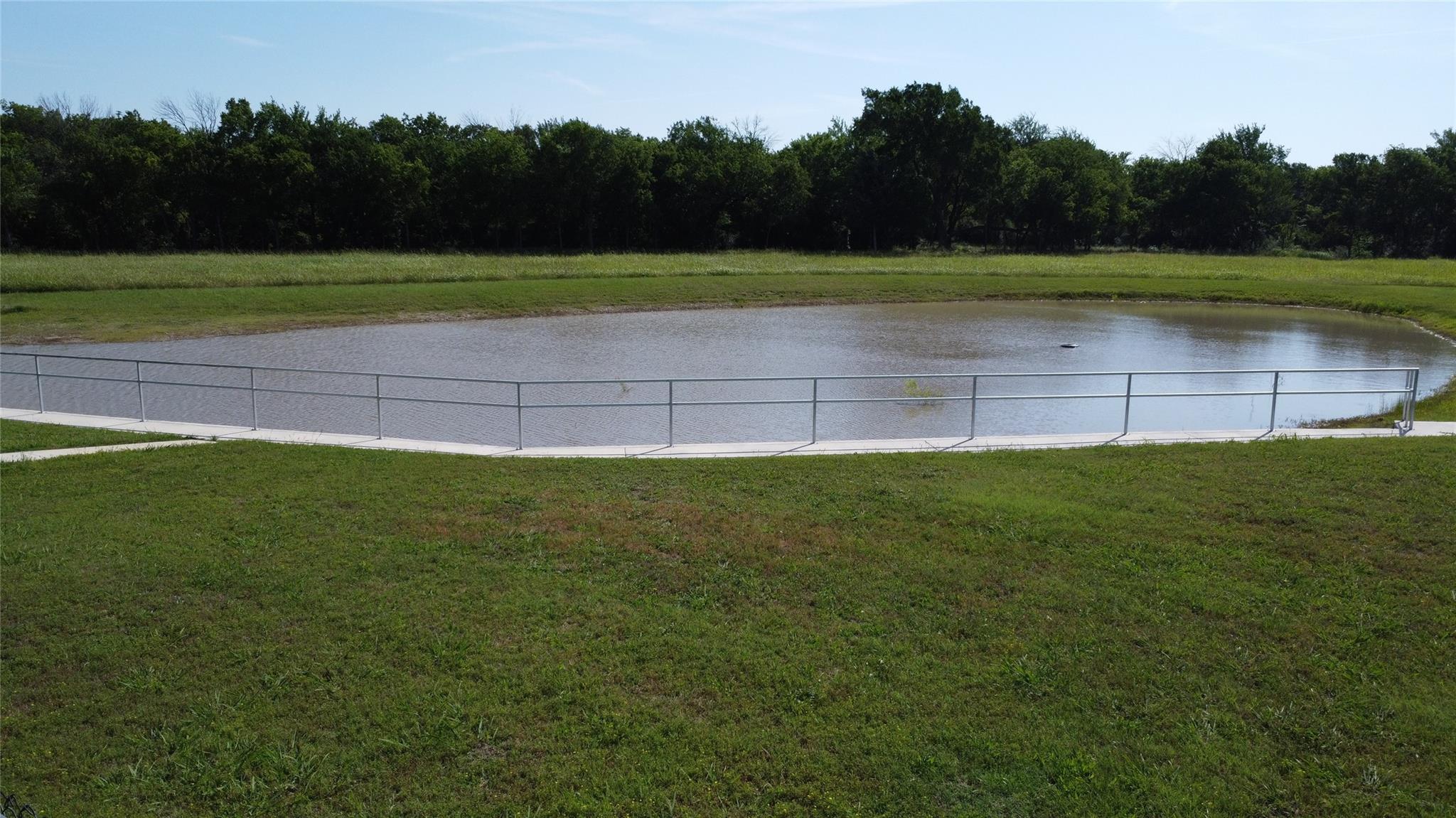 main property photo 25