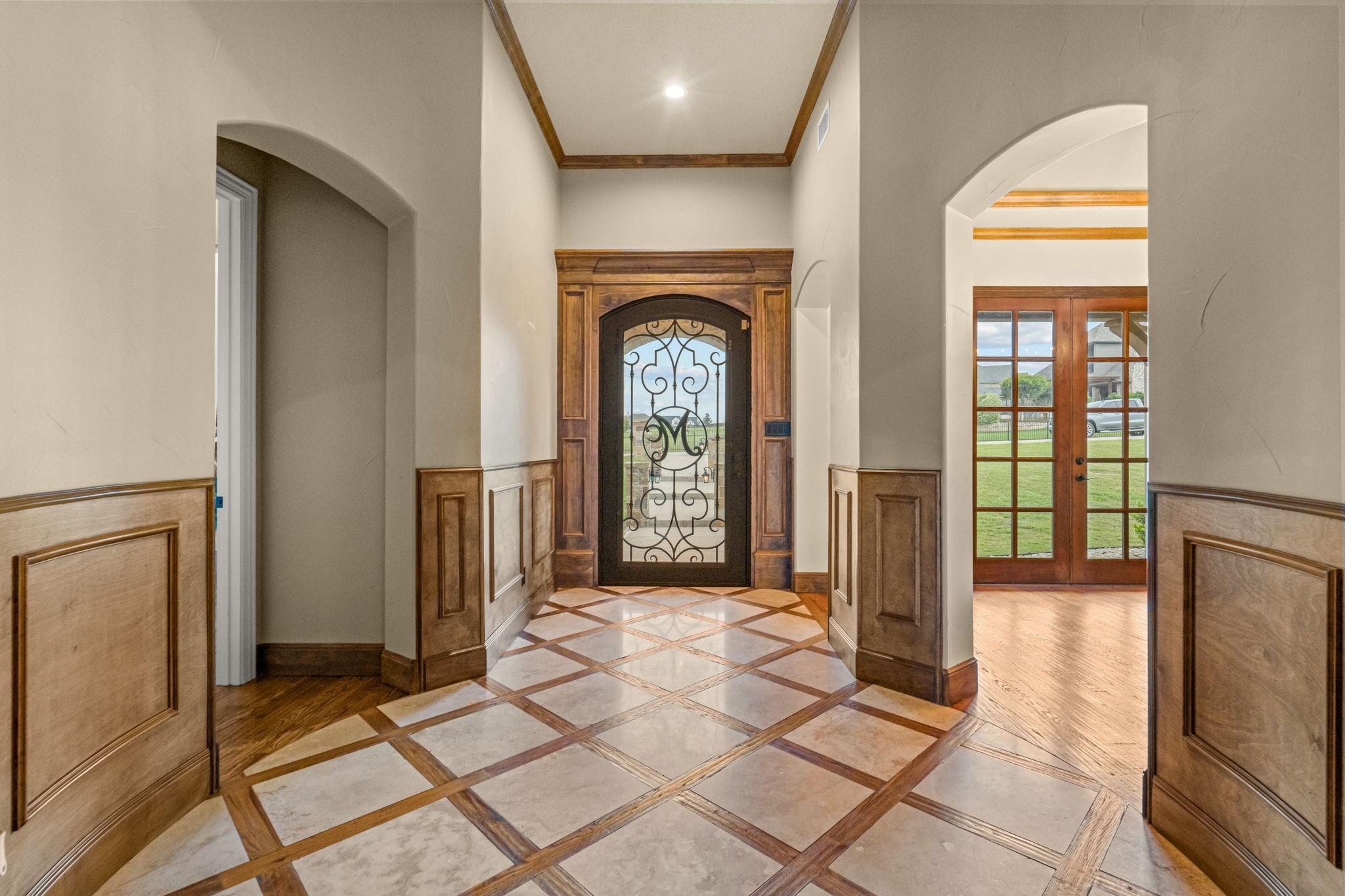 main property photo 4