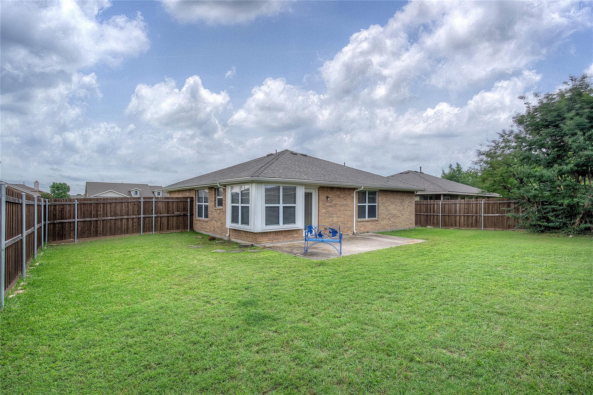 main property photo 16
