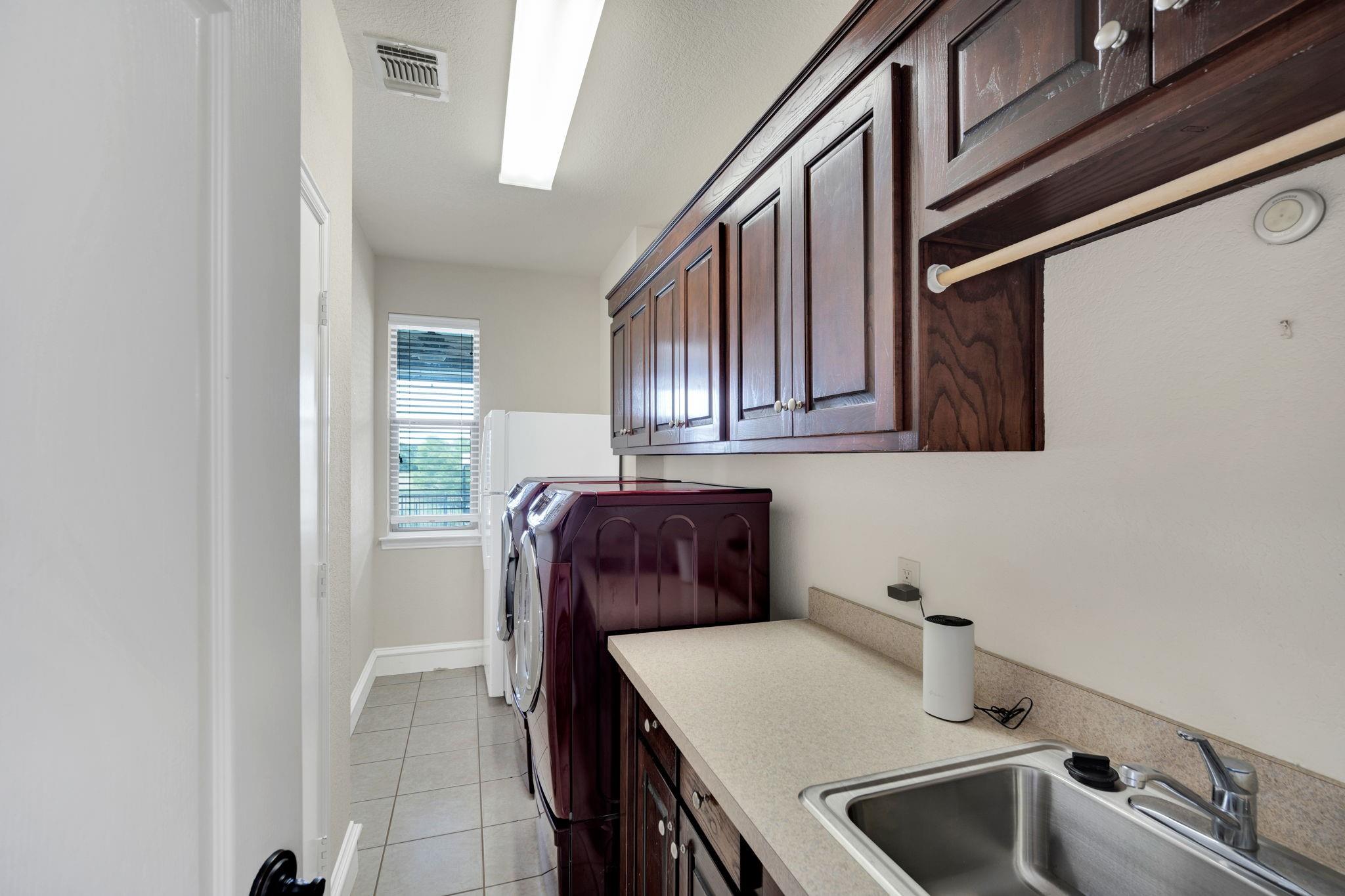 property viewer photo 24