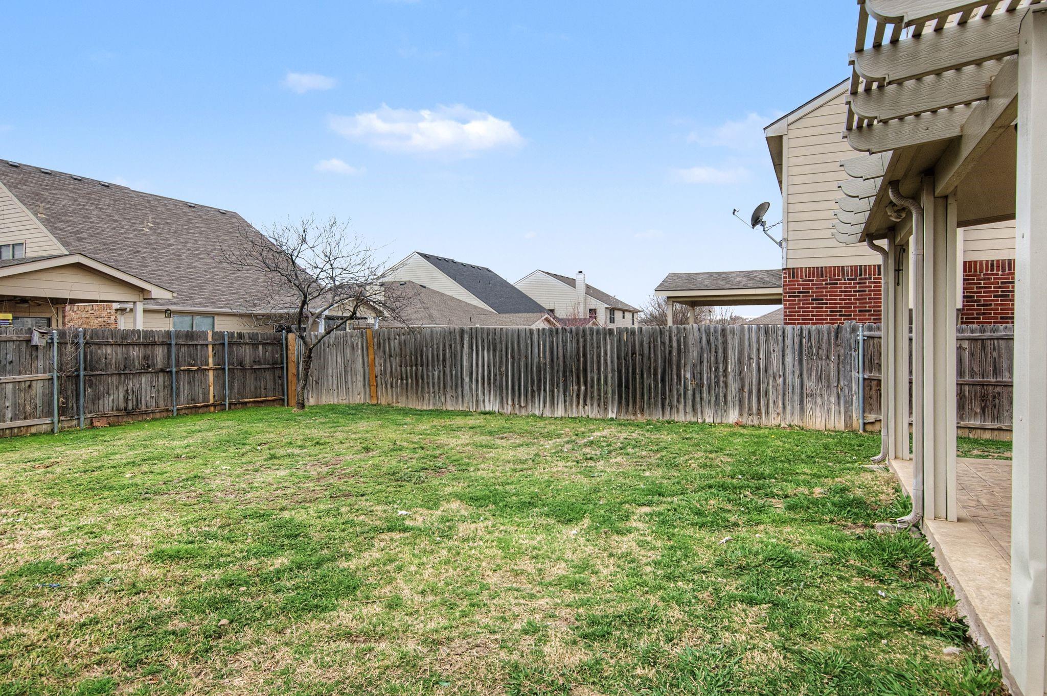 main property photo 33