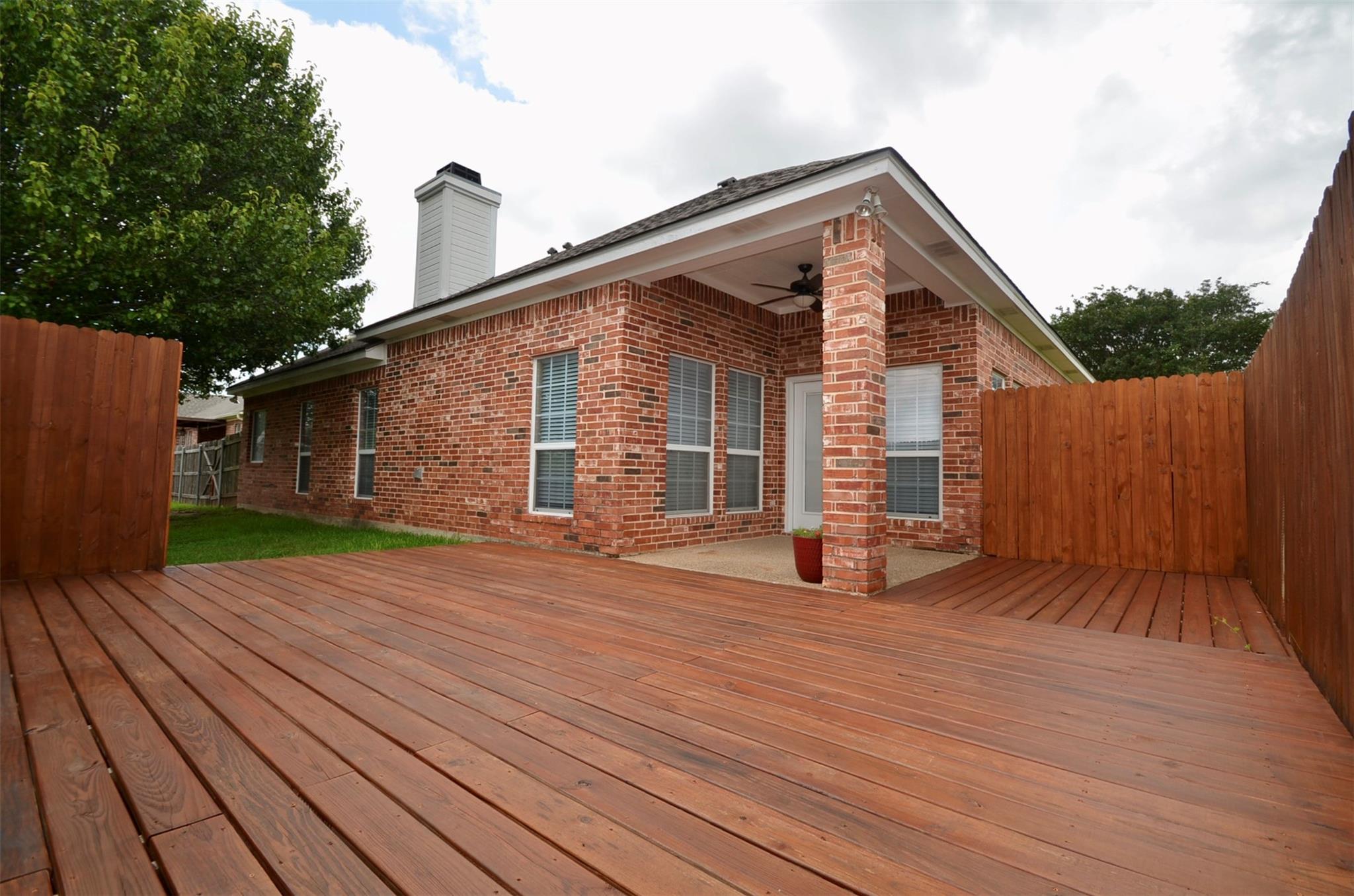 main property photo 22