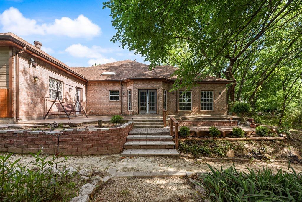 main property photo 29