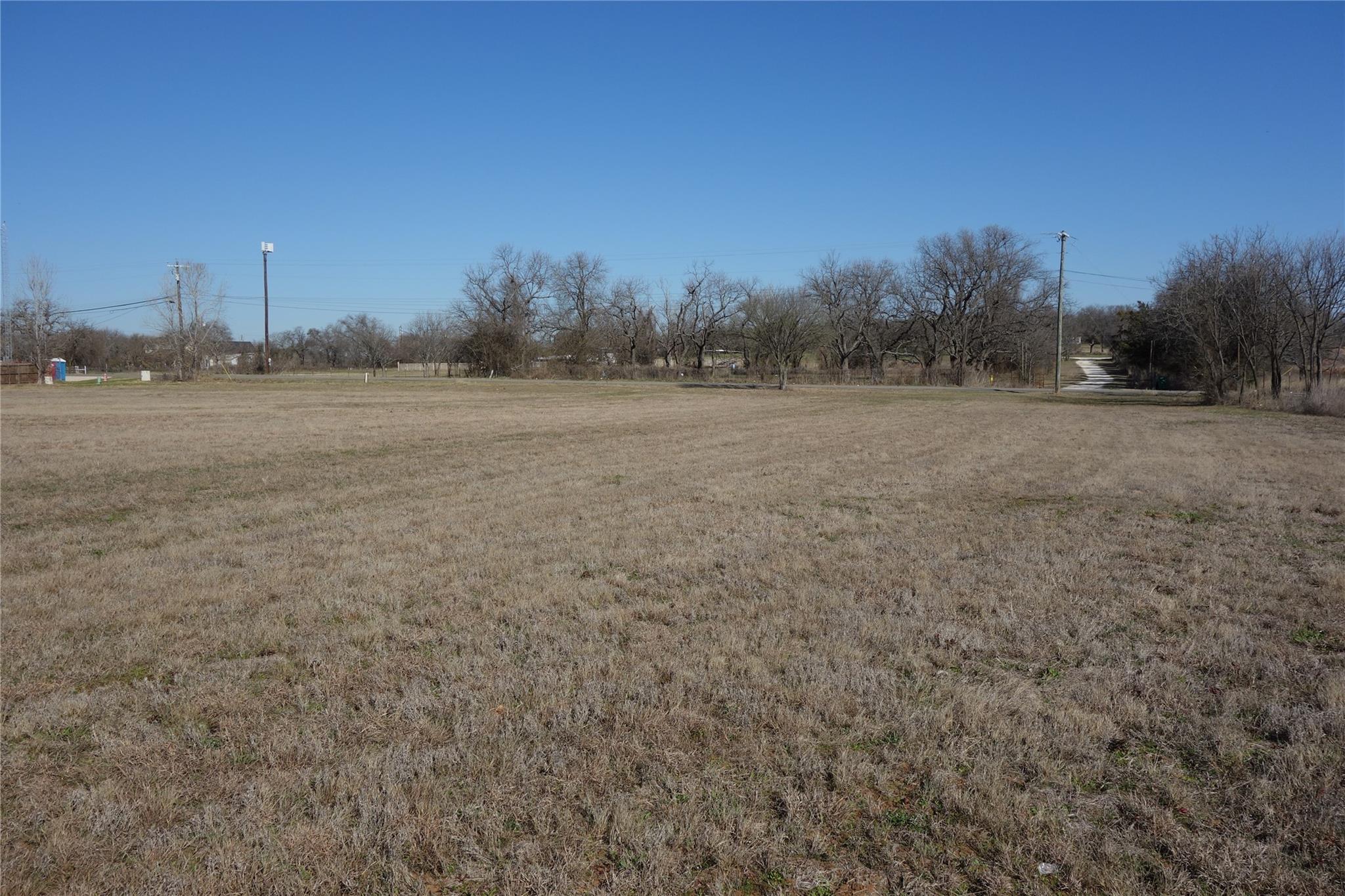 main property photo 10