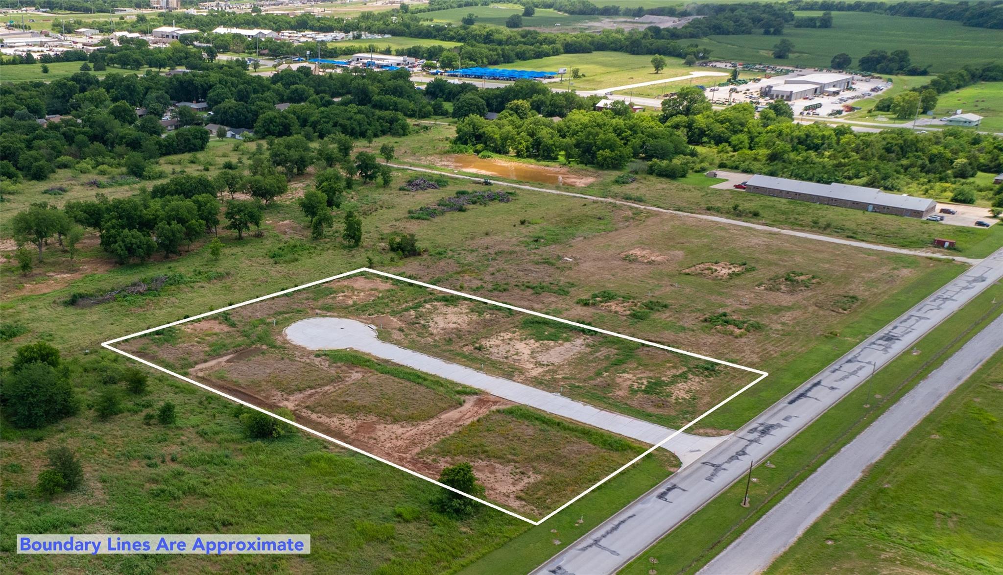main property photo 4