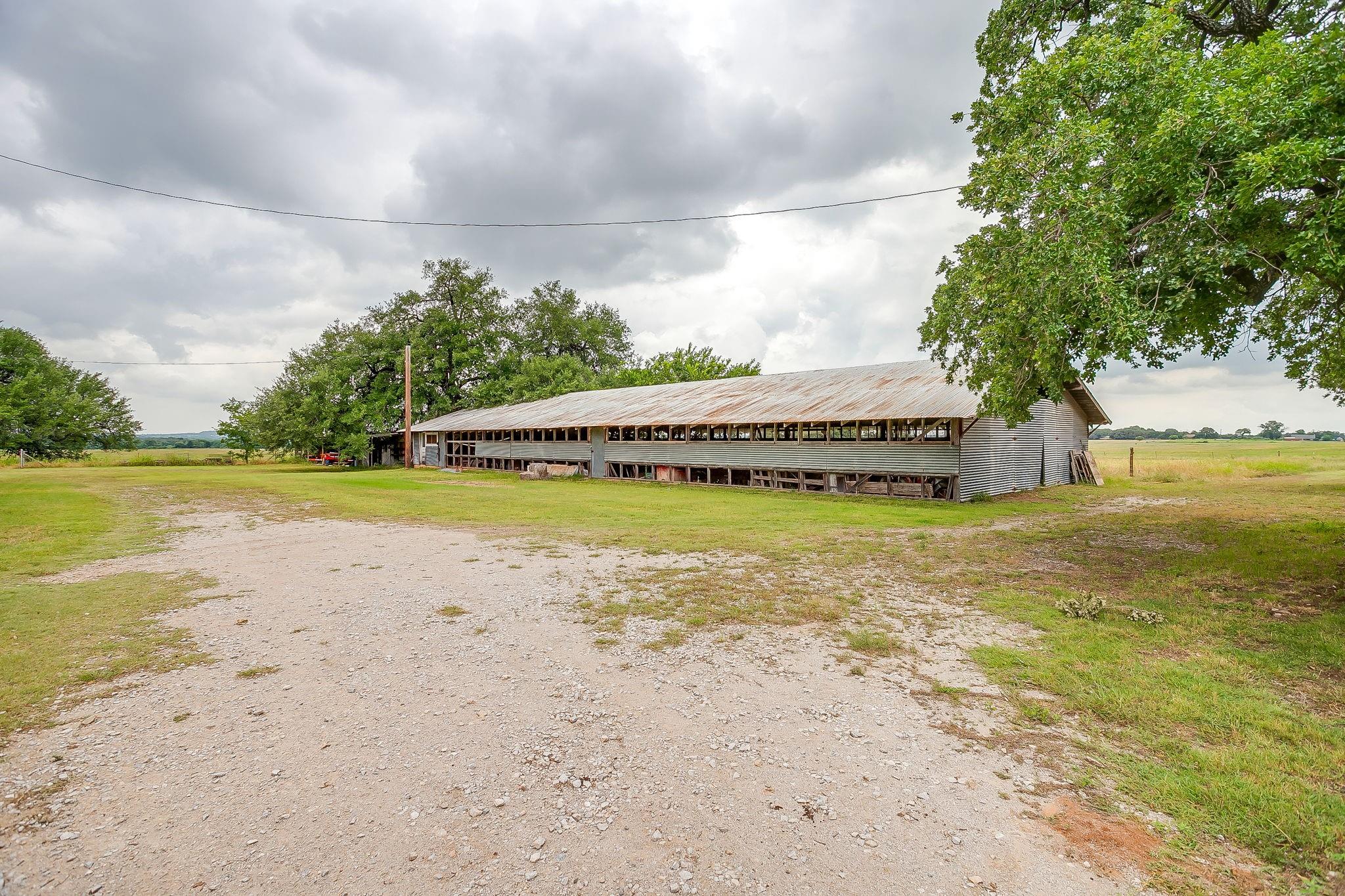 main property photo 27