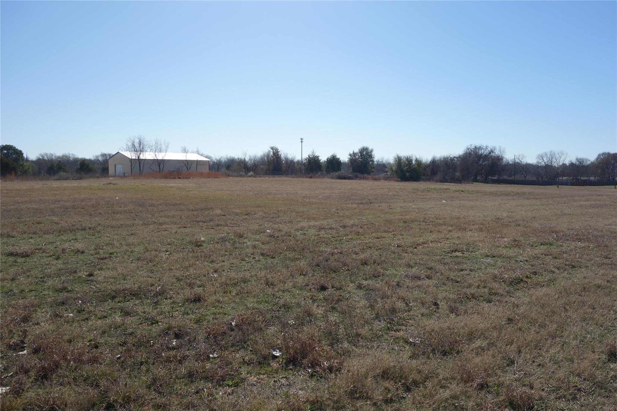 main property photo 5