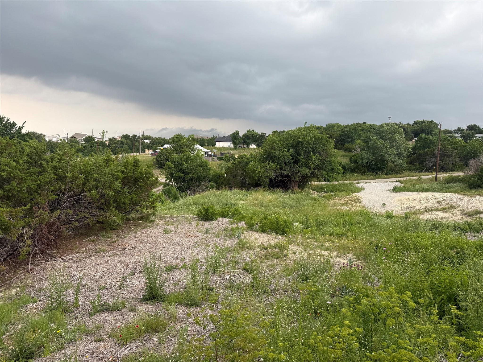 main property photo 25