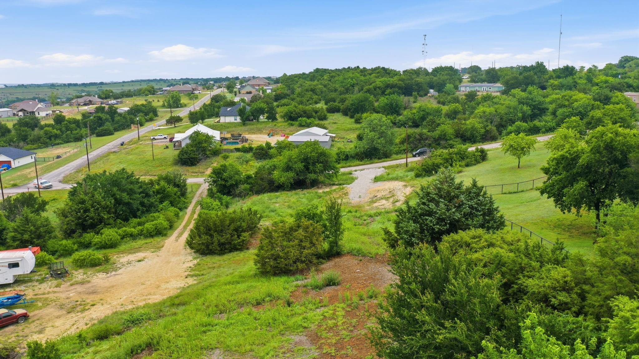 main property photo 8