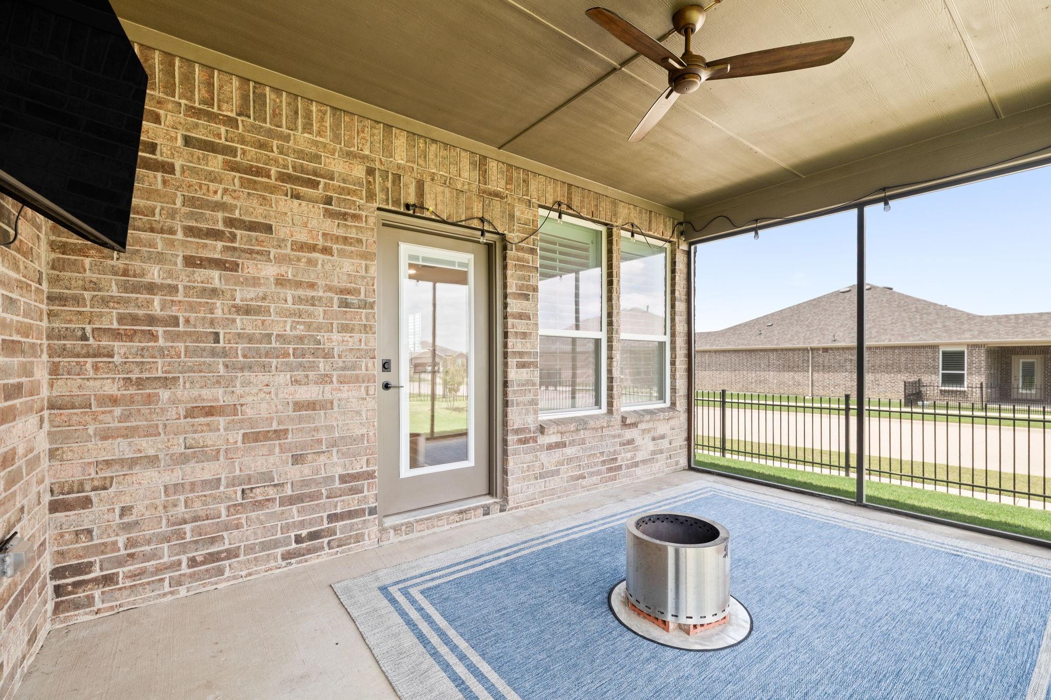 main property photo 36