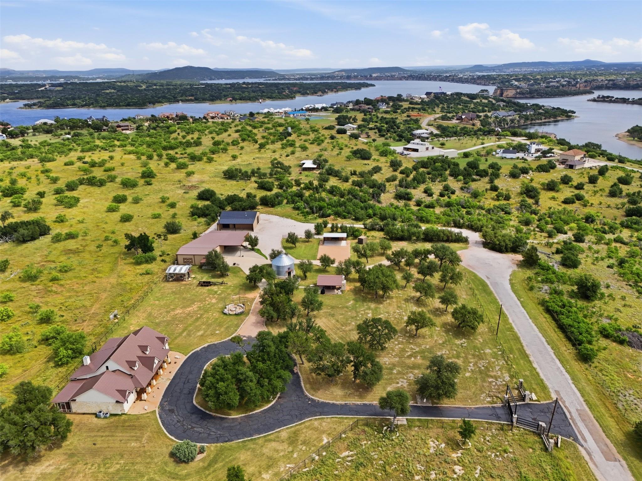 main property photo 39
