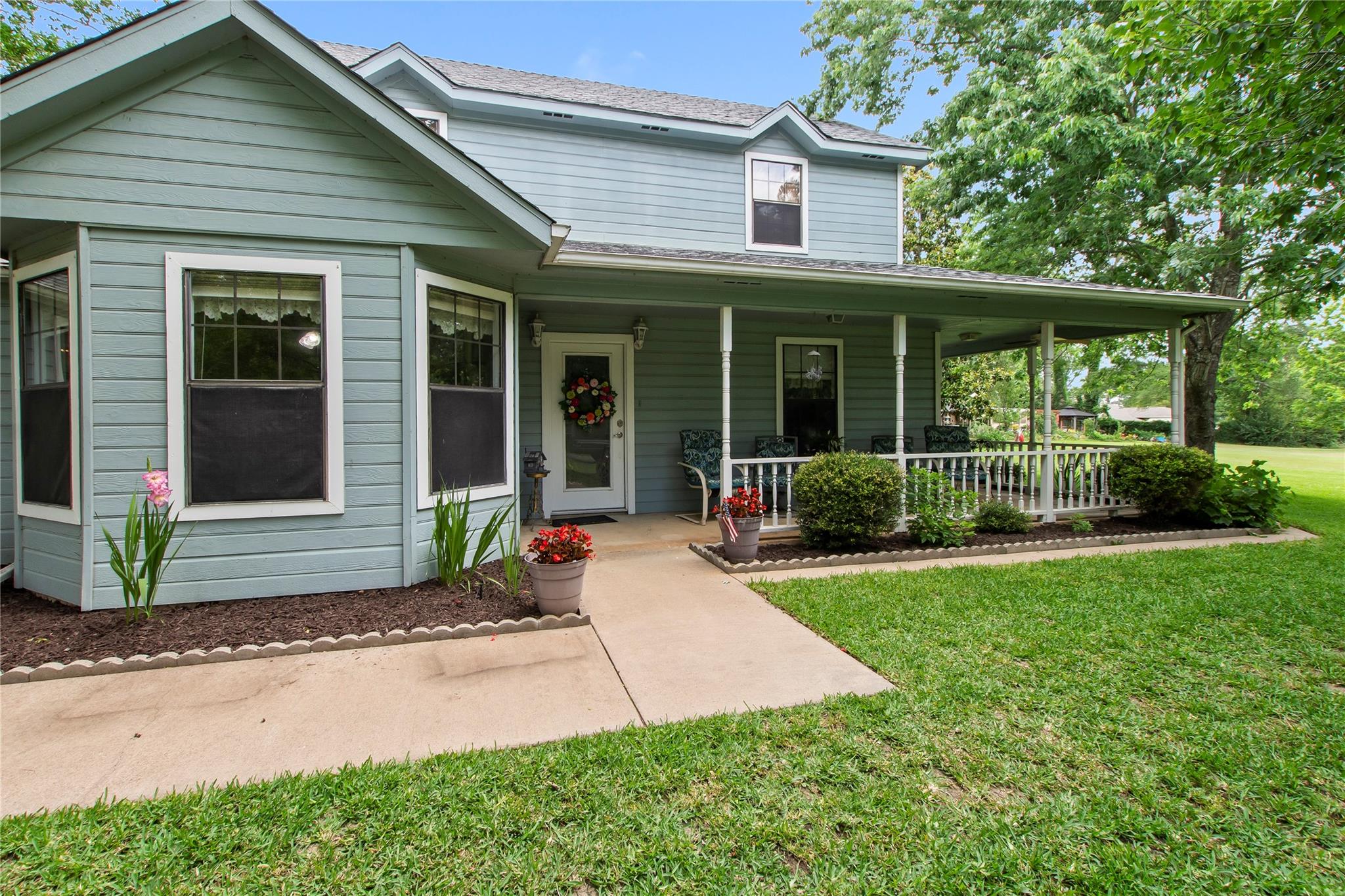 main property photo 17