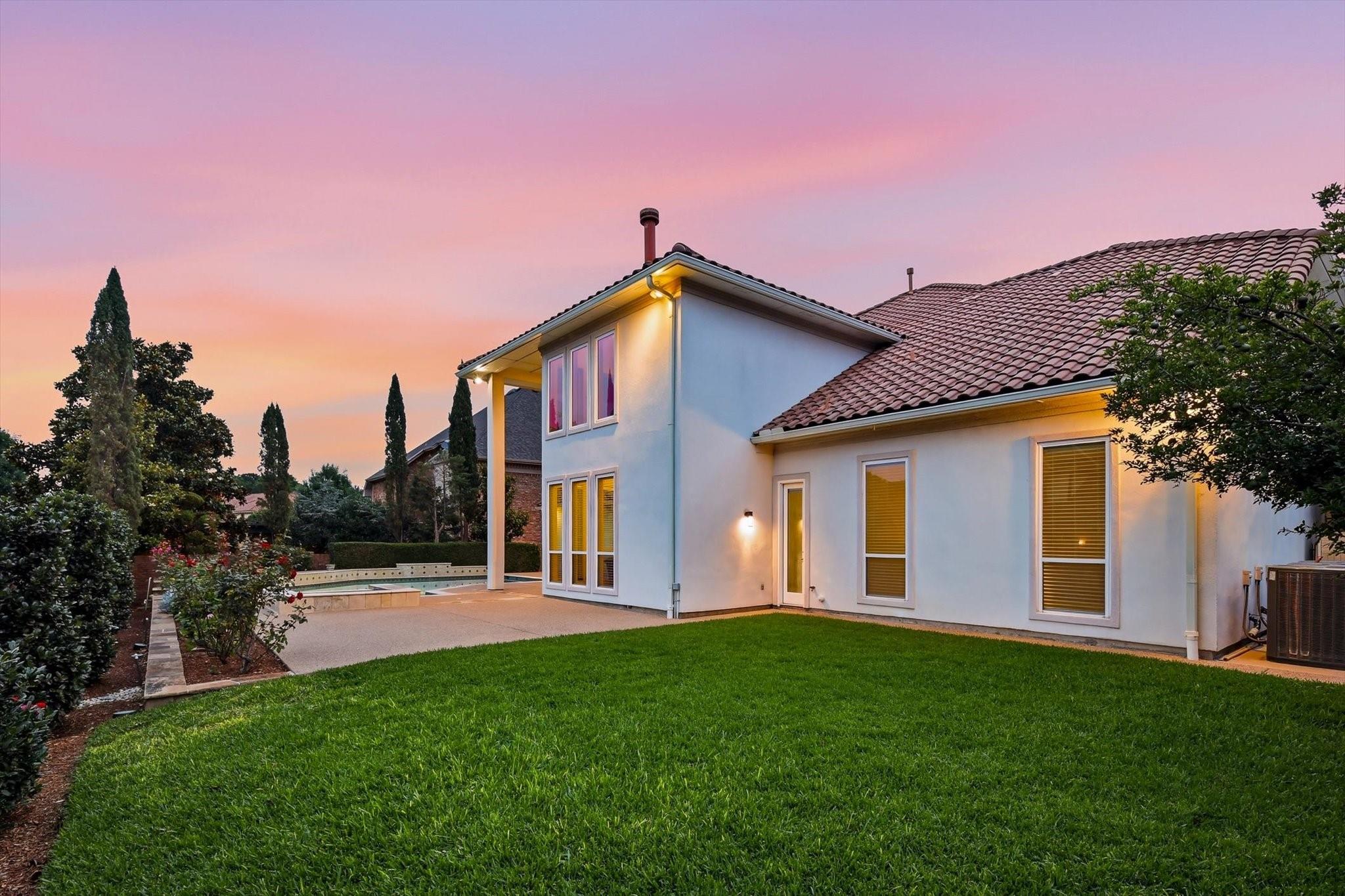 main property photo 32