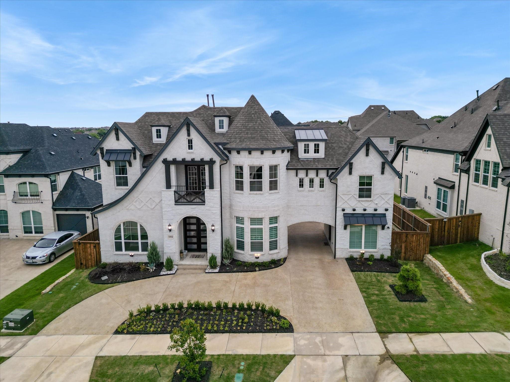 main property photo 3