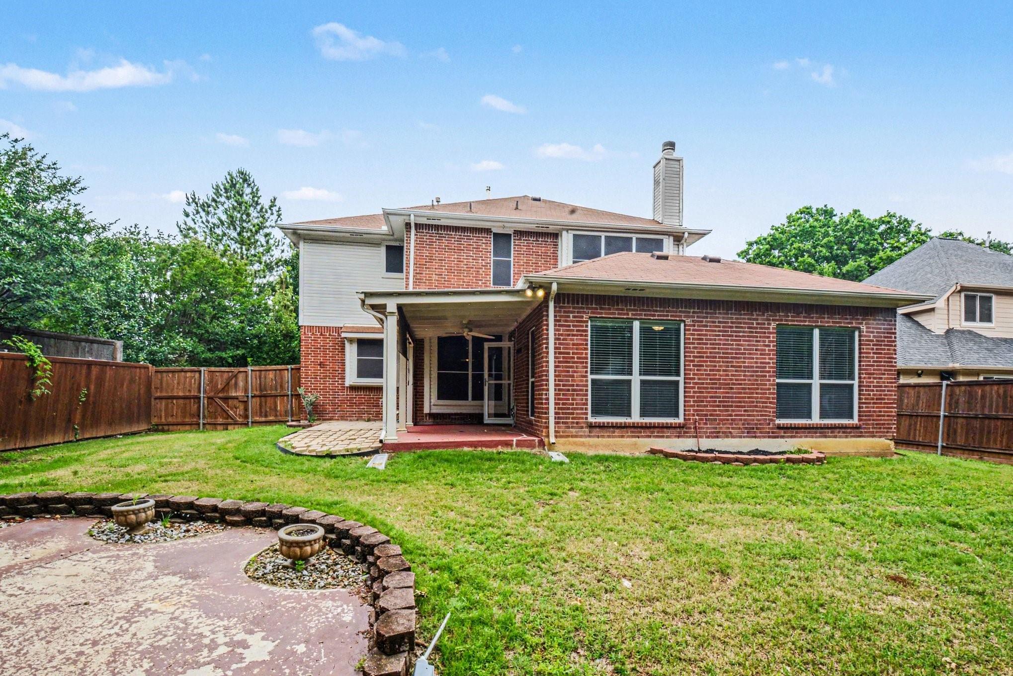 main property photo 32