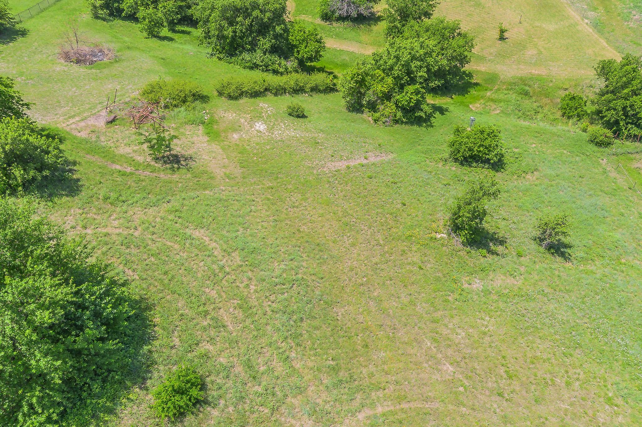 main property photo 16