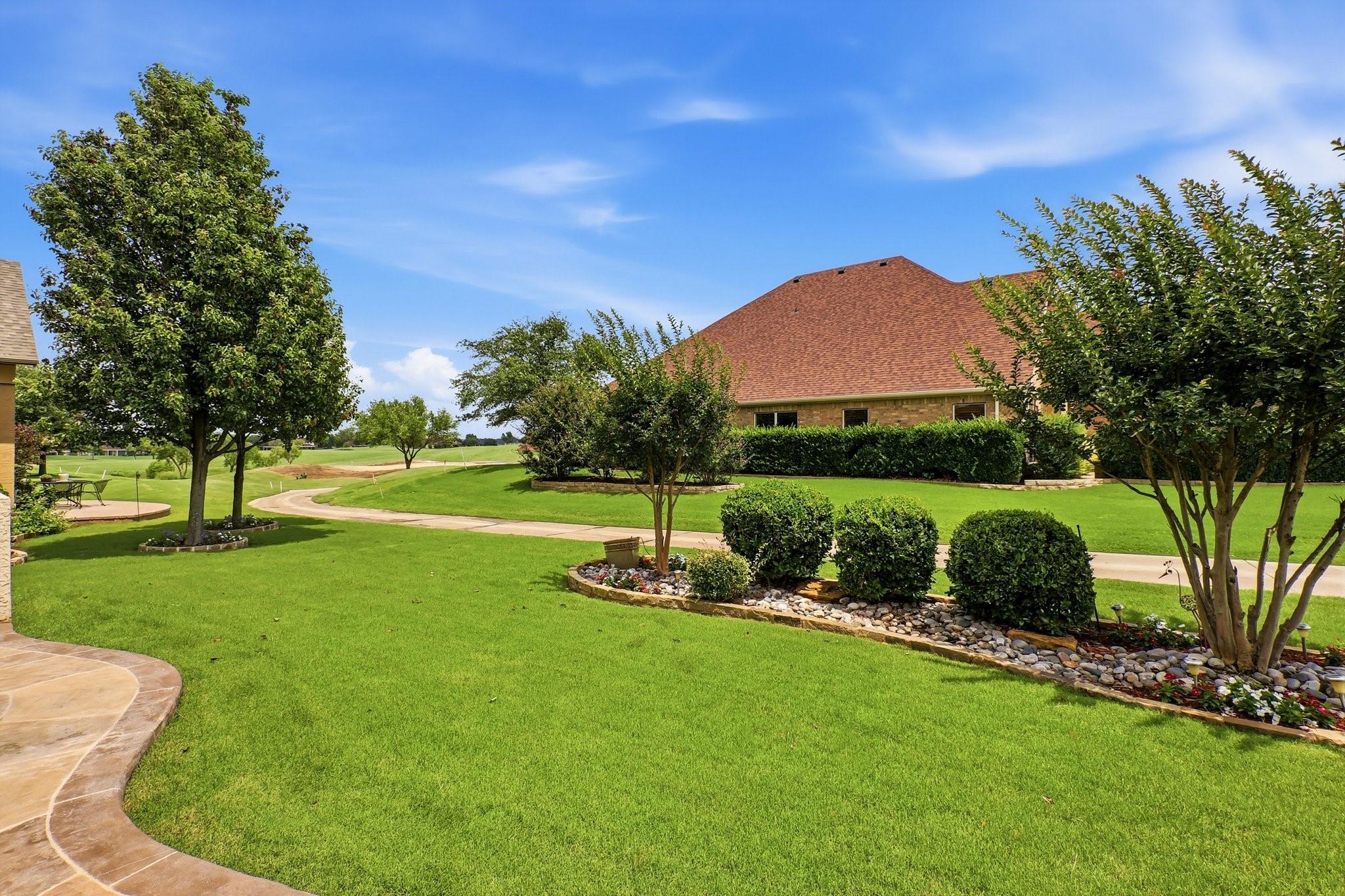main property photo 36