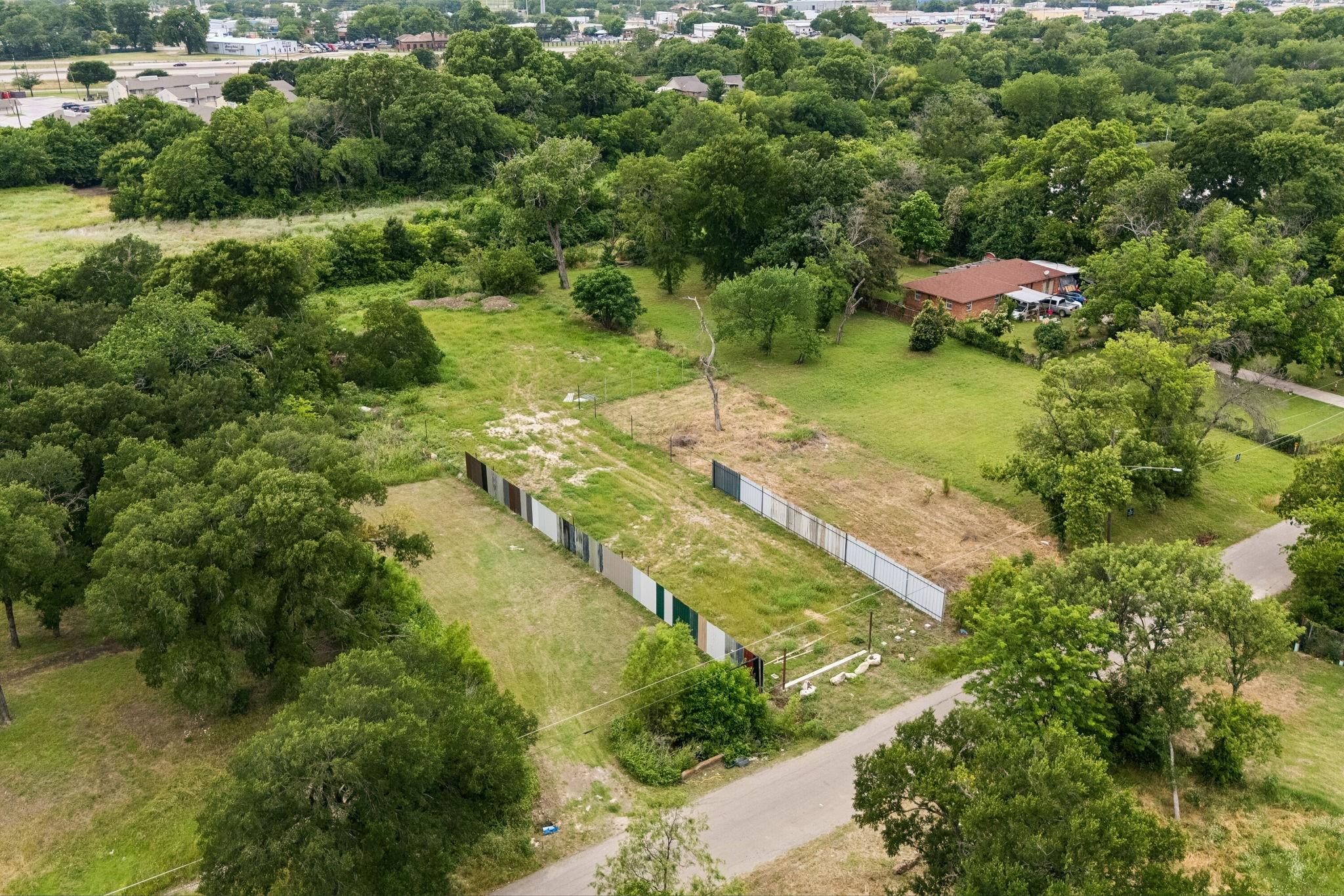 main property photo 12