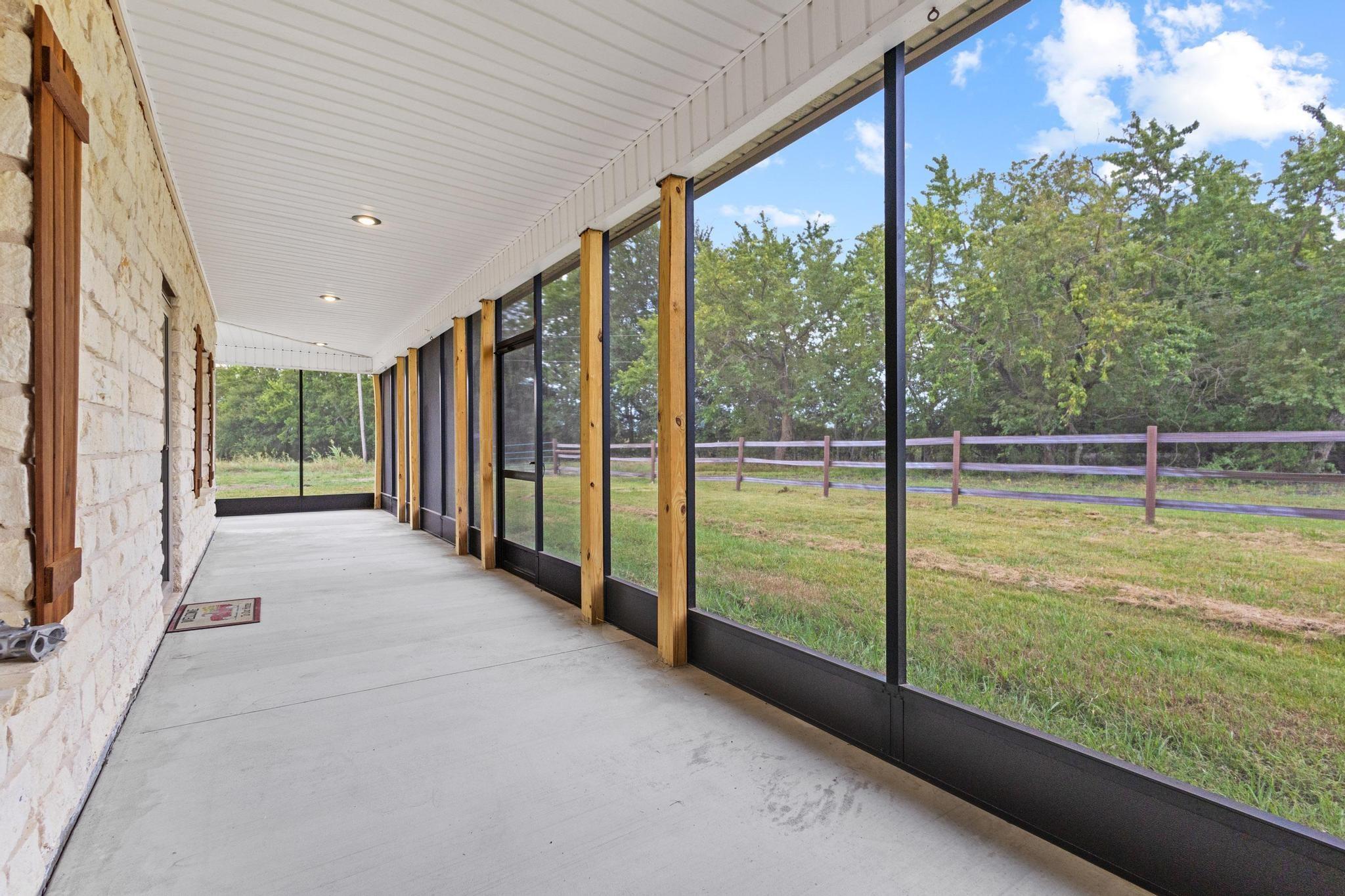main property photo 32