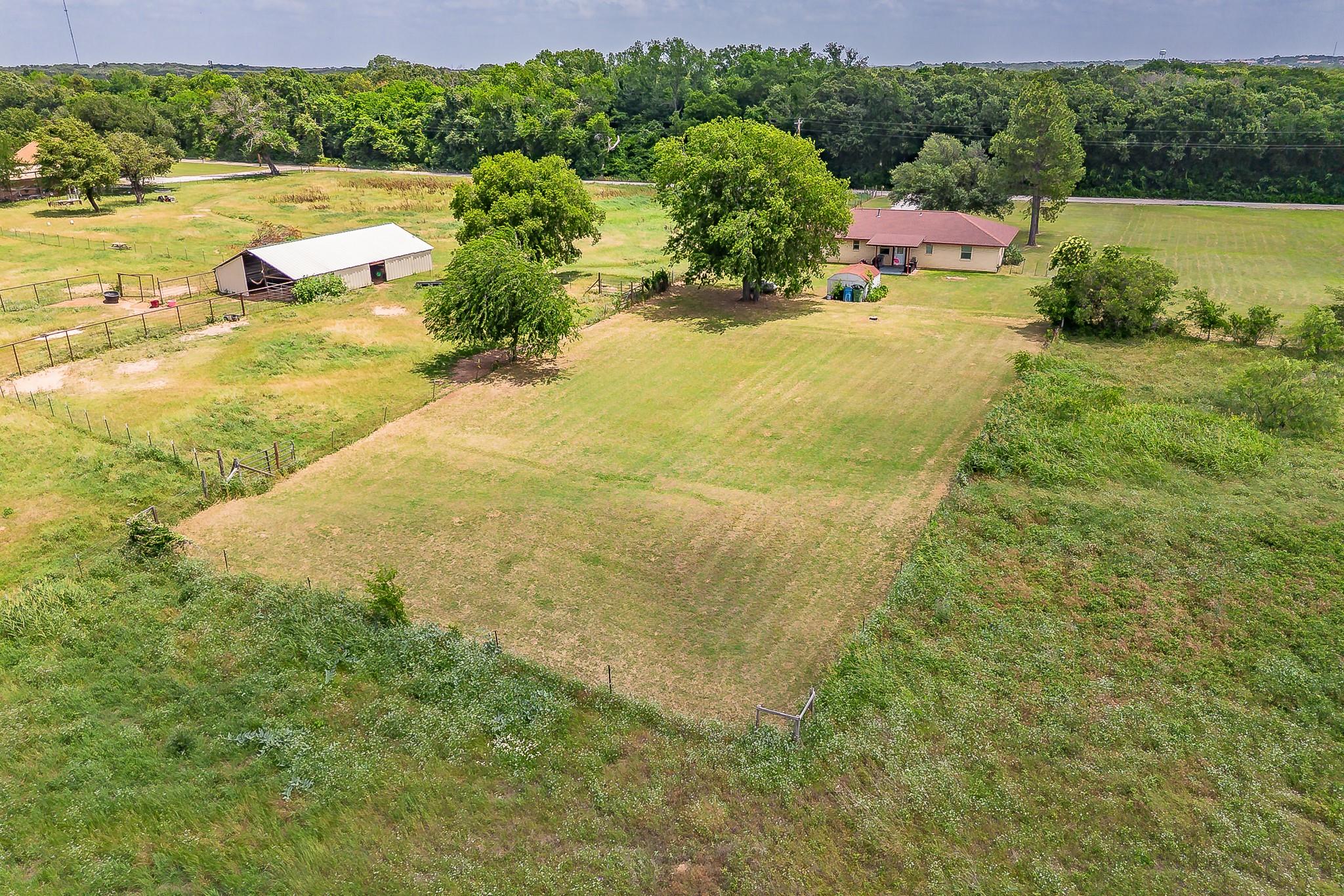 main property photo 34