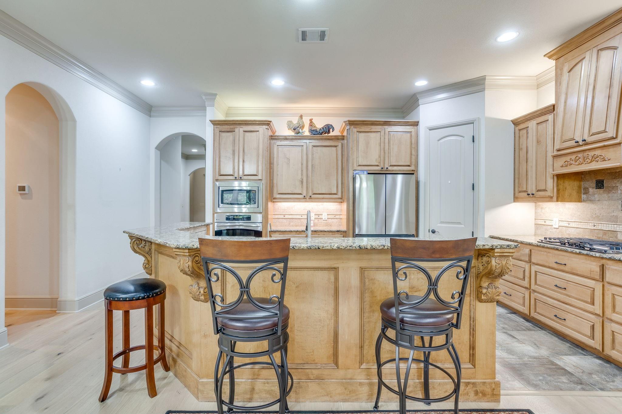 main property photo 4
