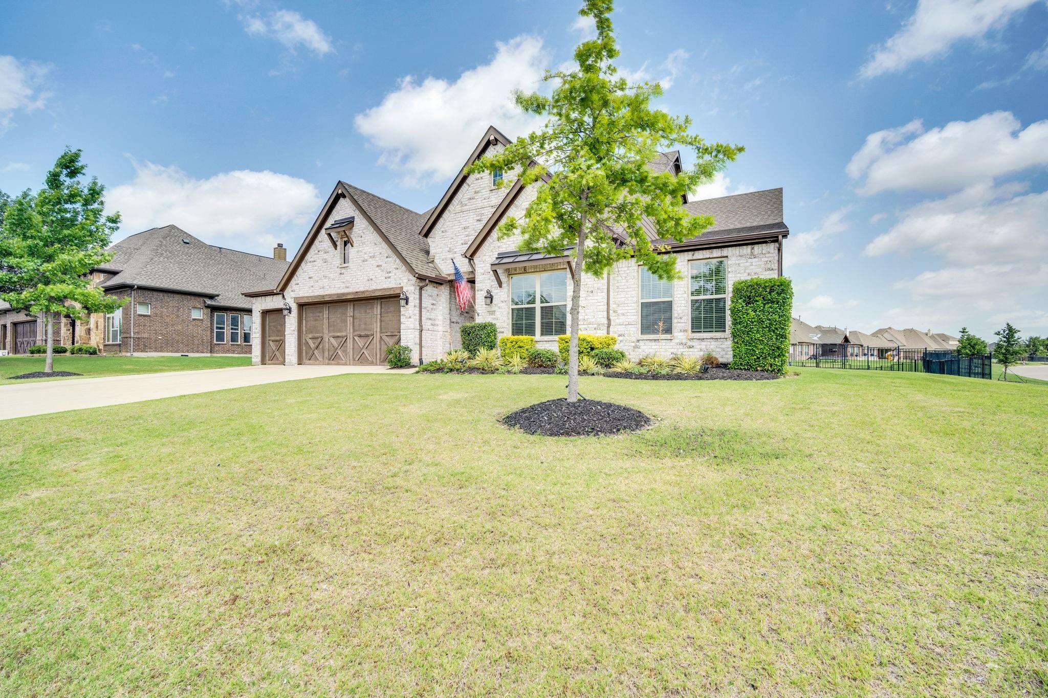 main property photo 7