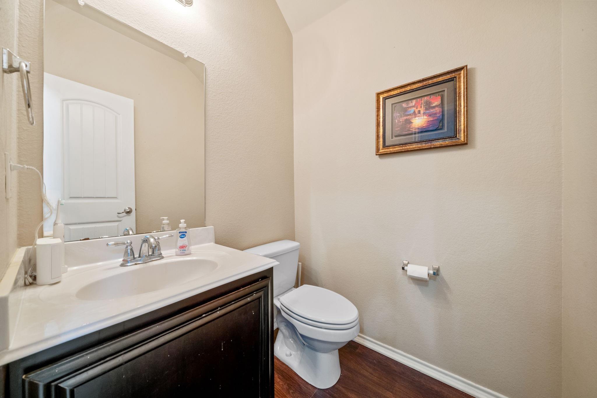 main property photo 12