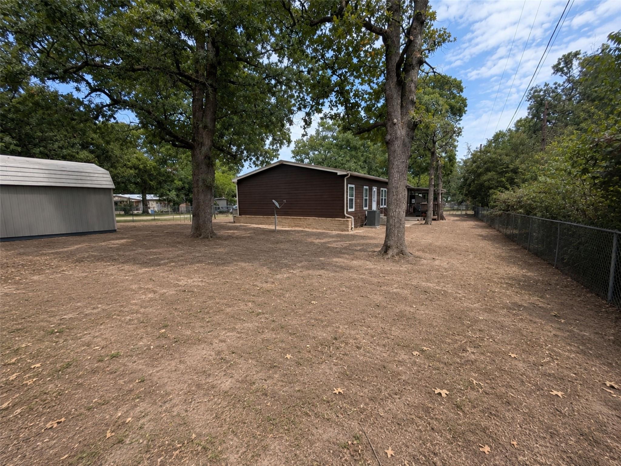 main property photo 34