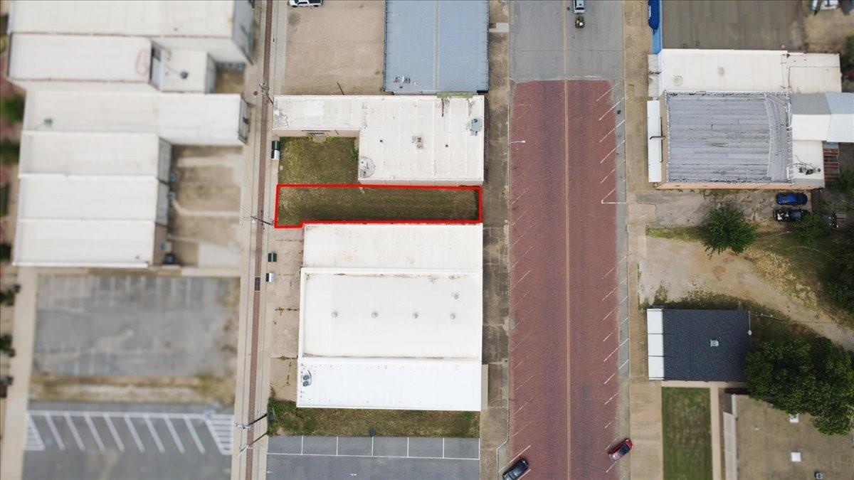 main property photo 29