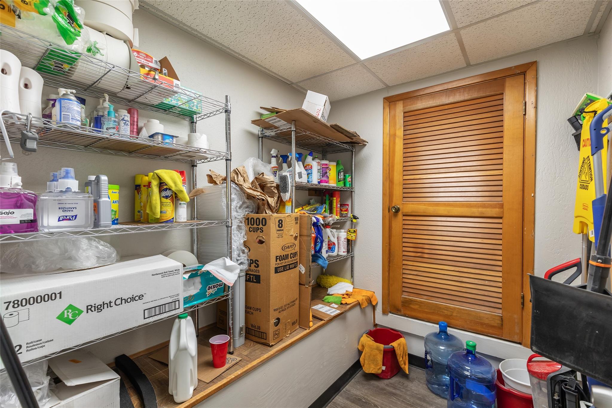main property photo 19