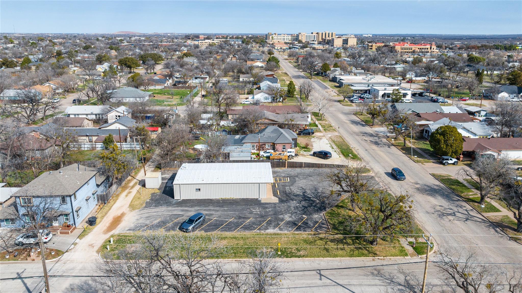 main property photo 7