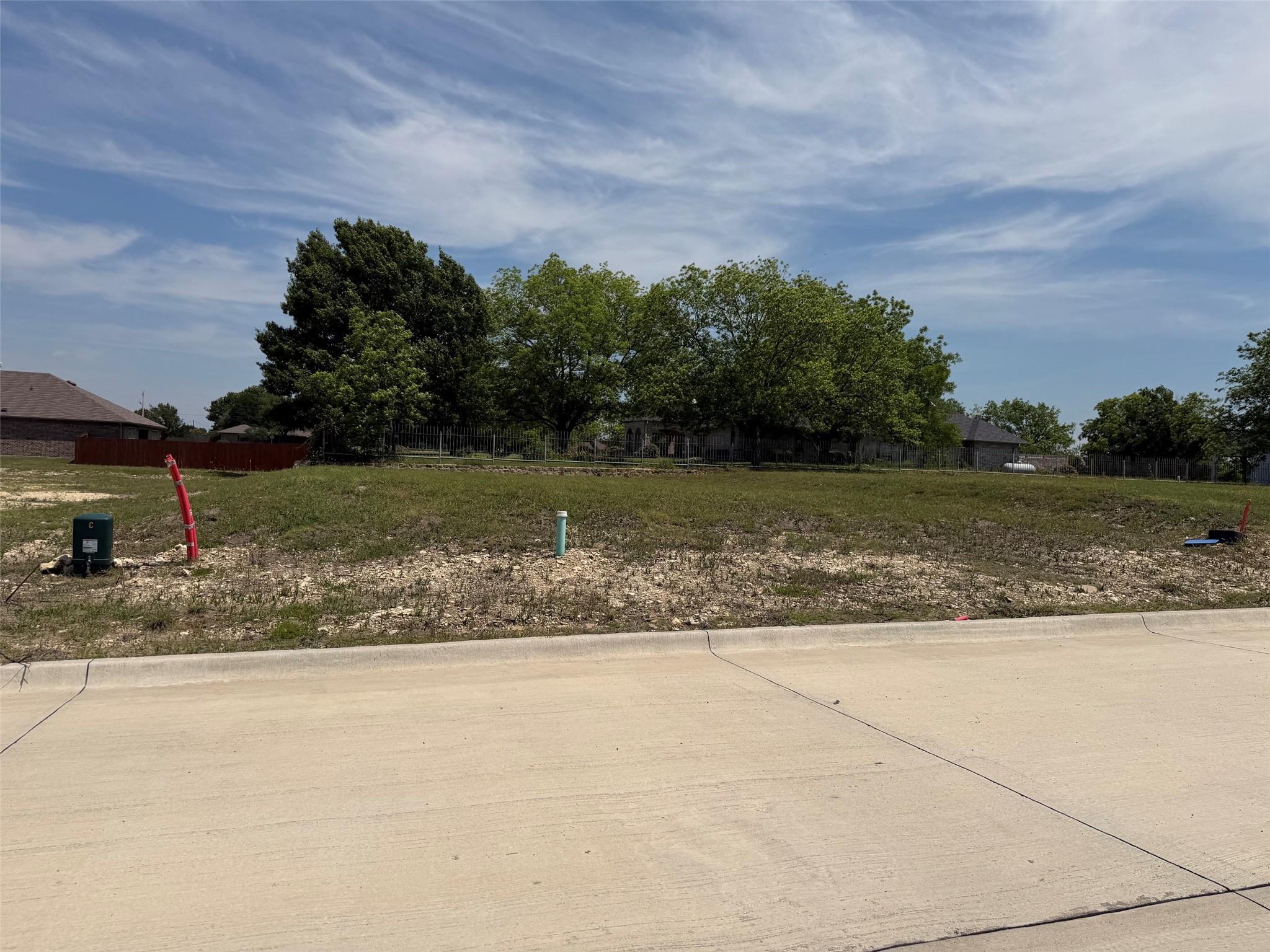 main property photo 9