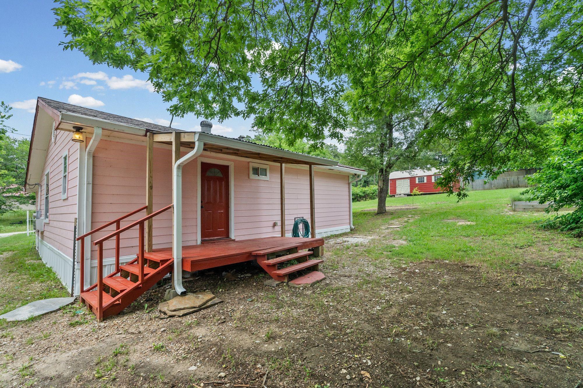 main property photo 16