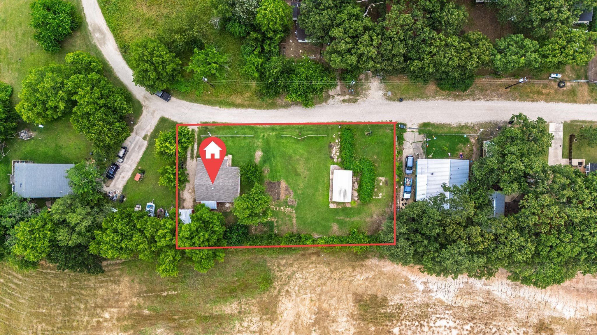 main property photo 25