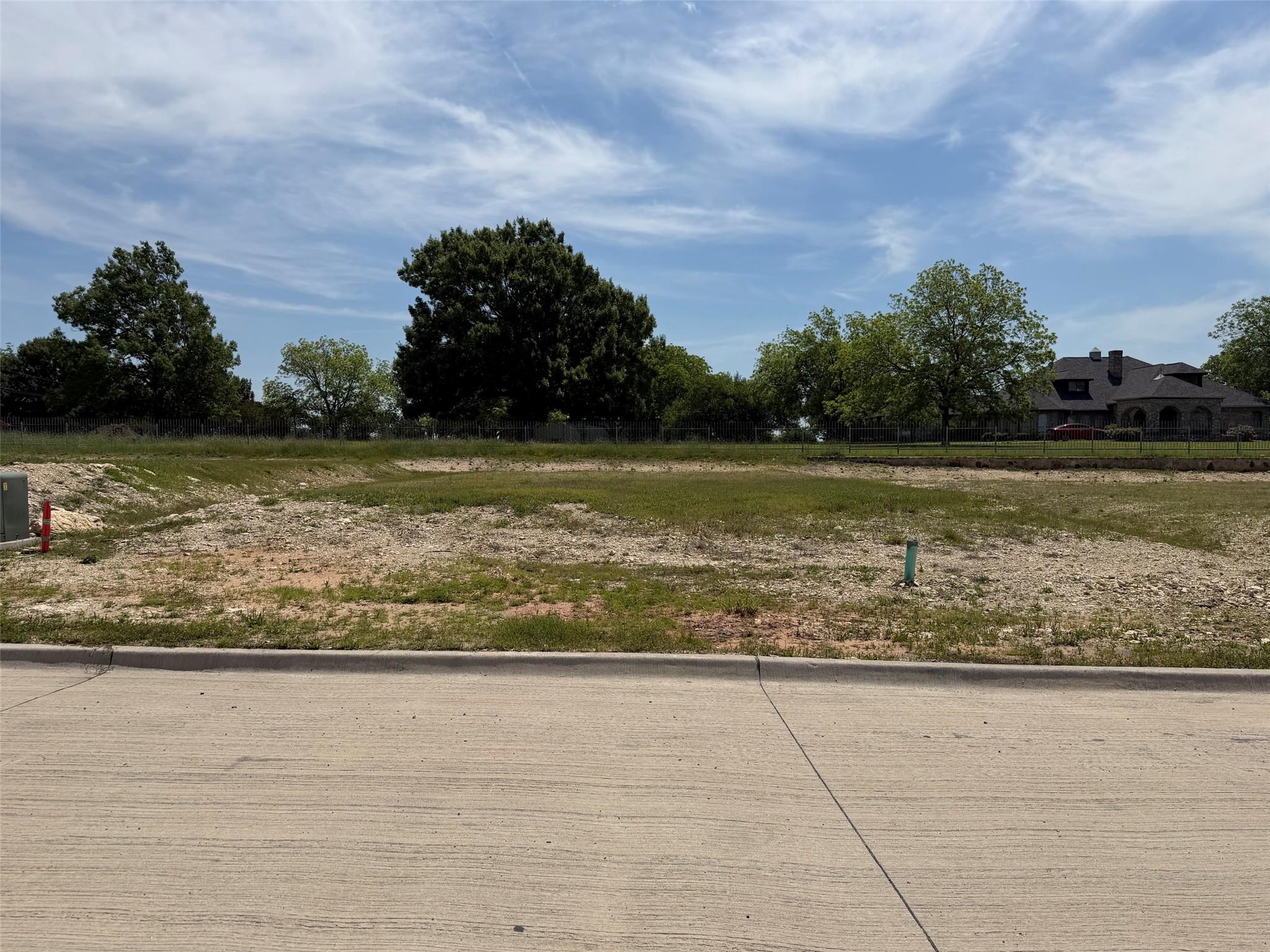 main property photo 4