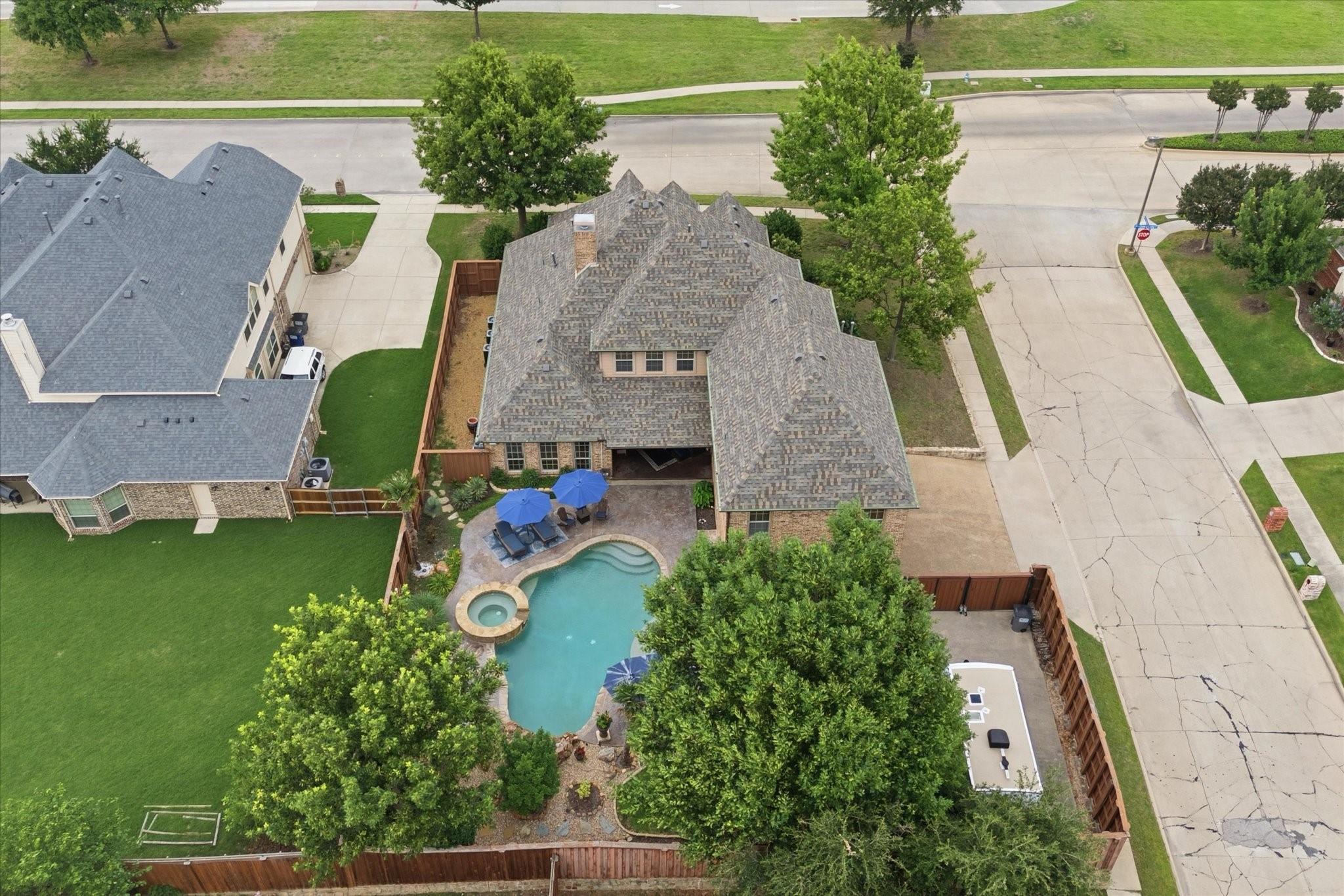 main property photo 3