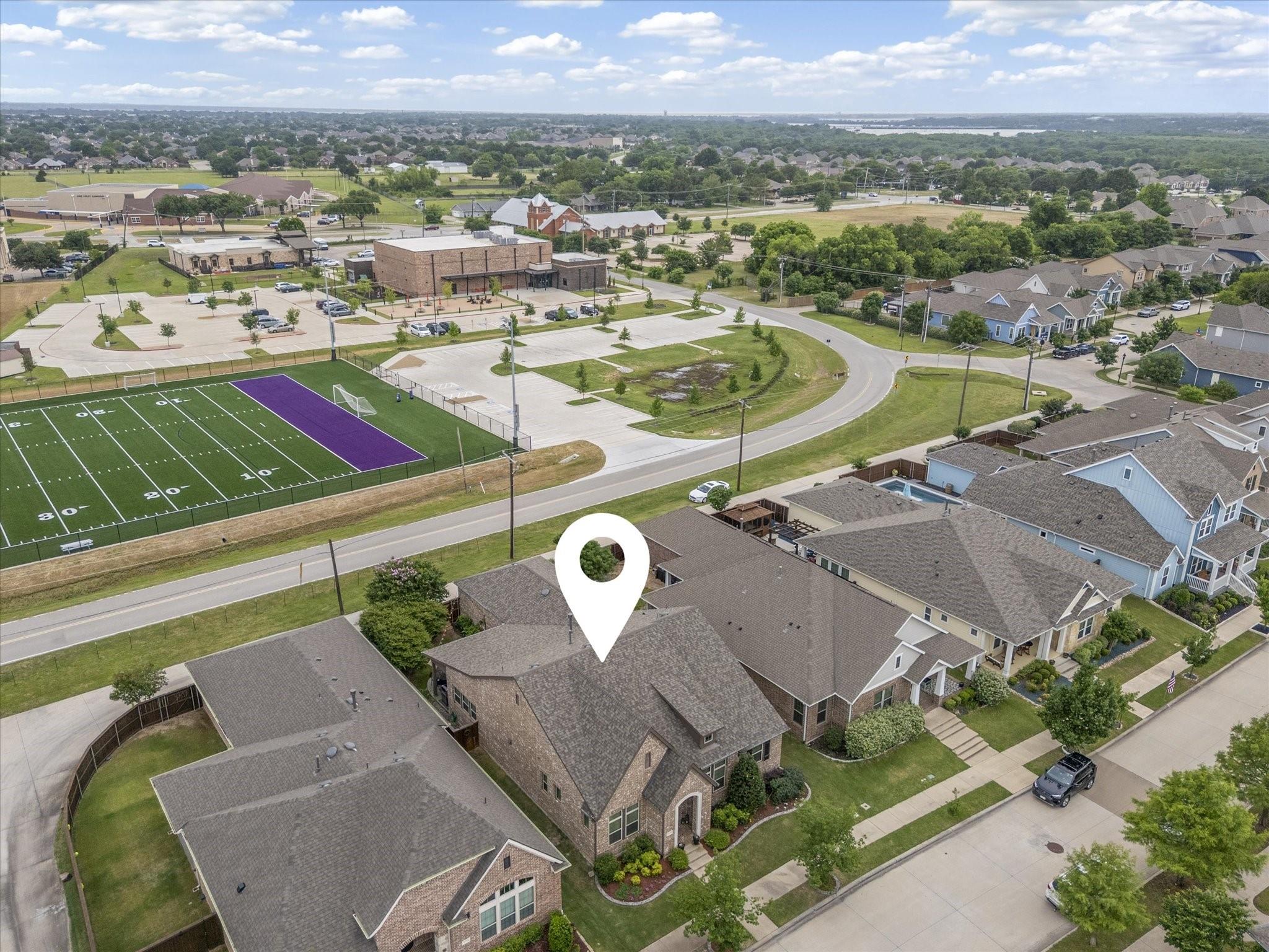 main property photo 24