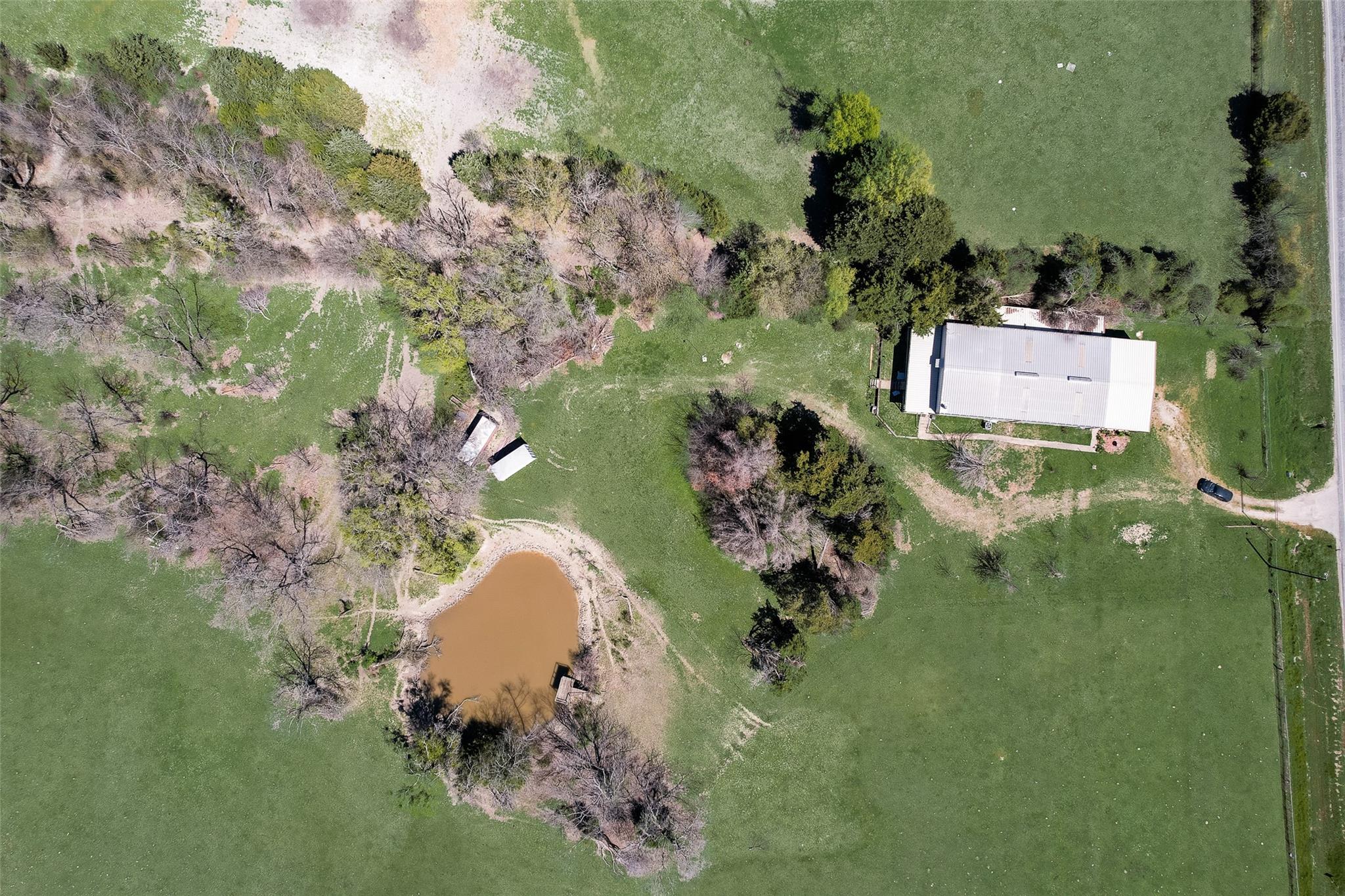 main property photo 4