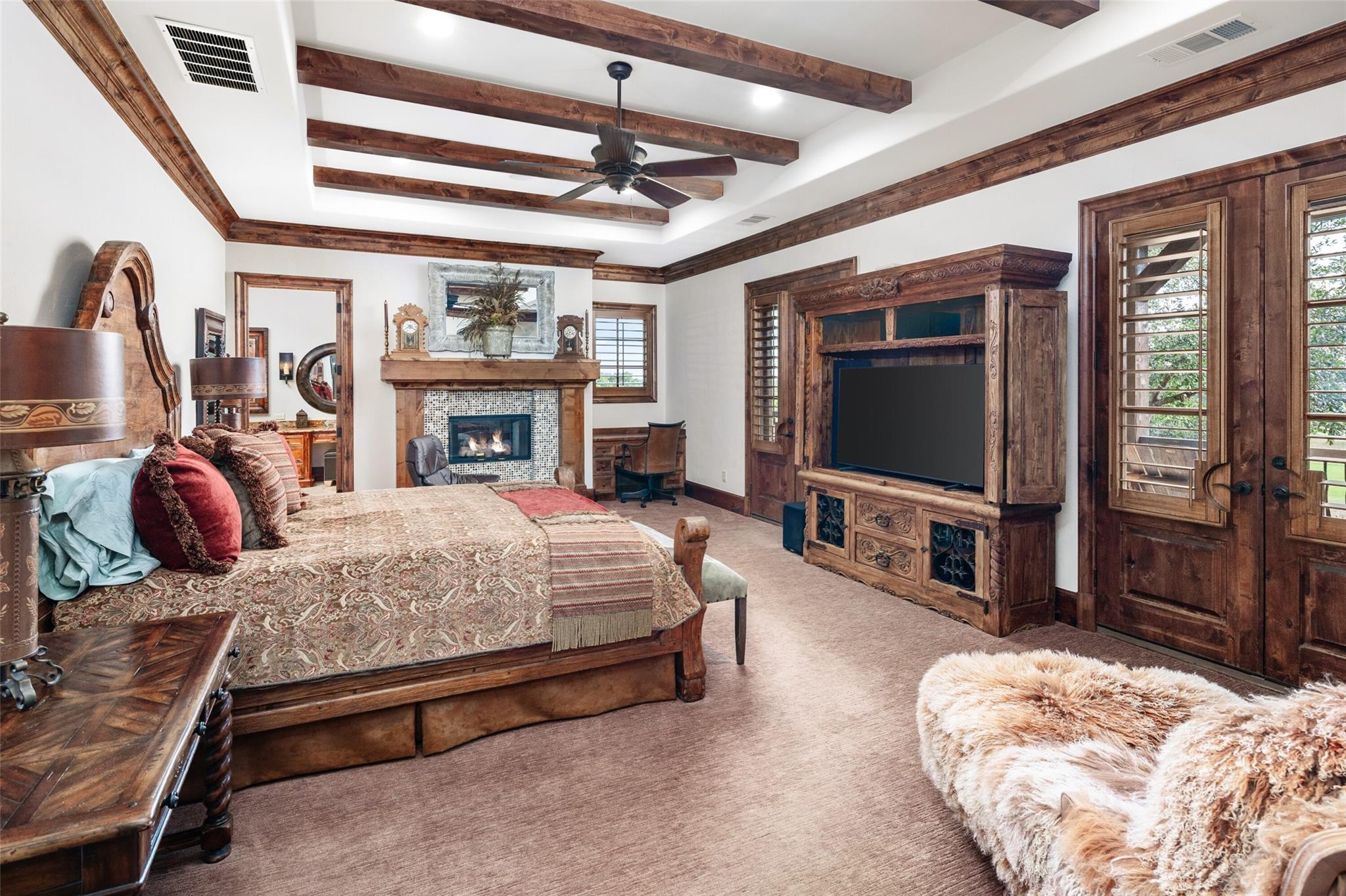main property photo 13