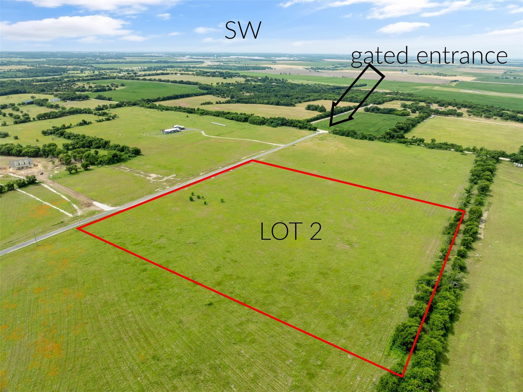 main property photo 4