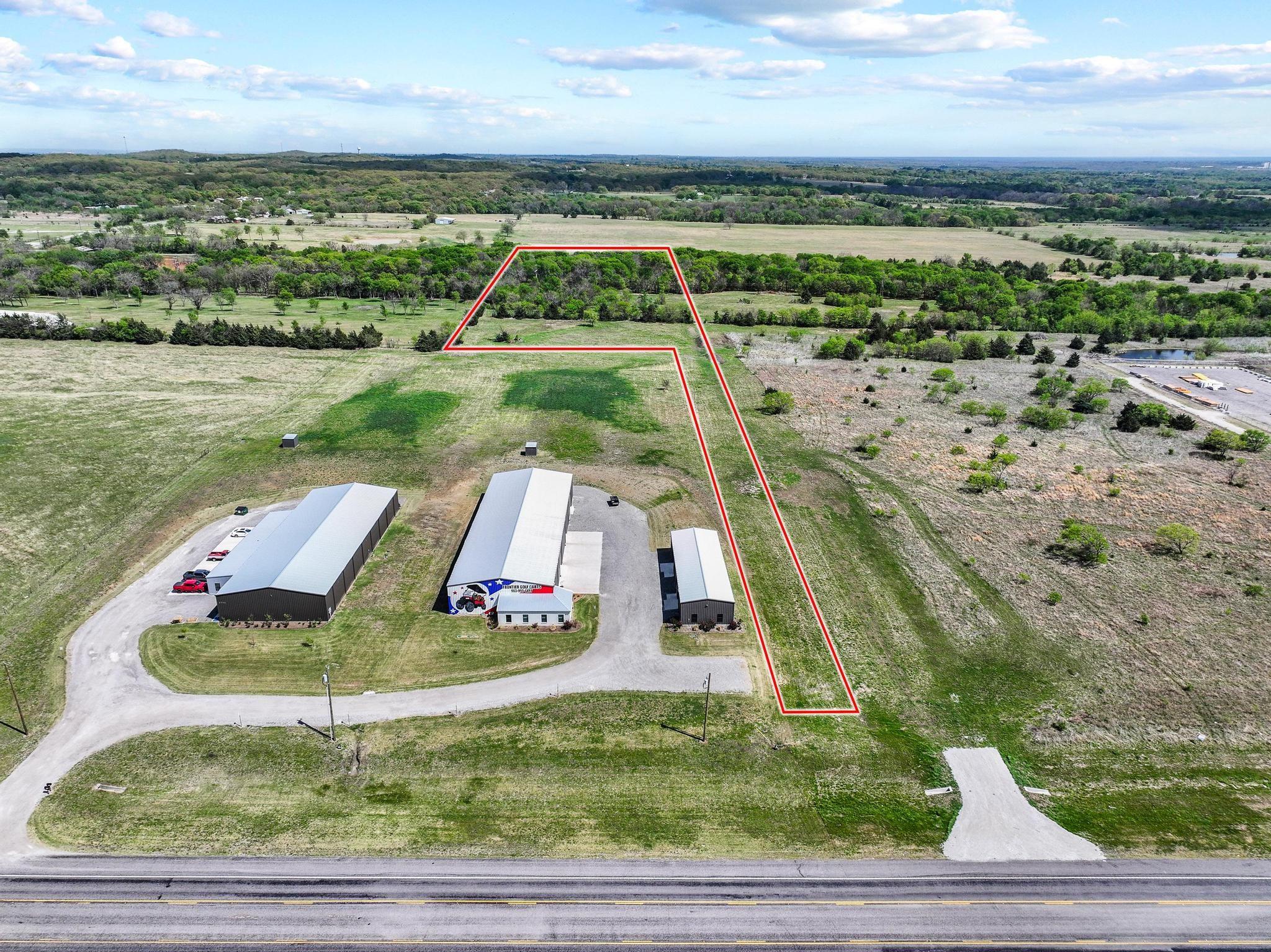 main property photo 31