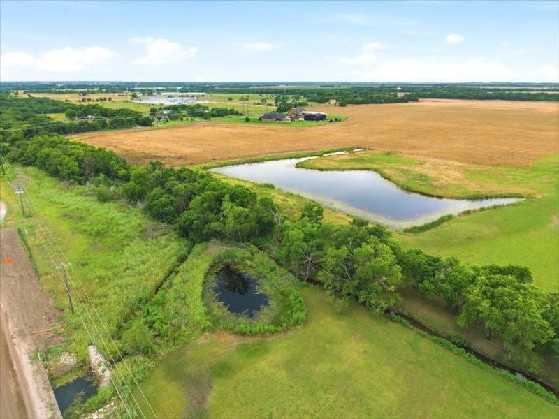 main property photo 19