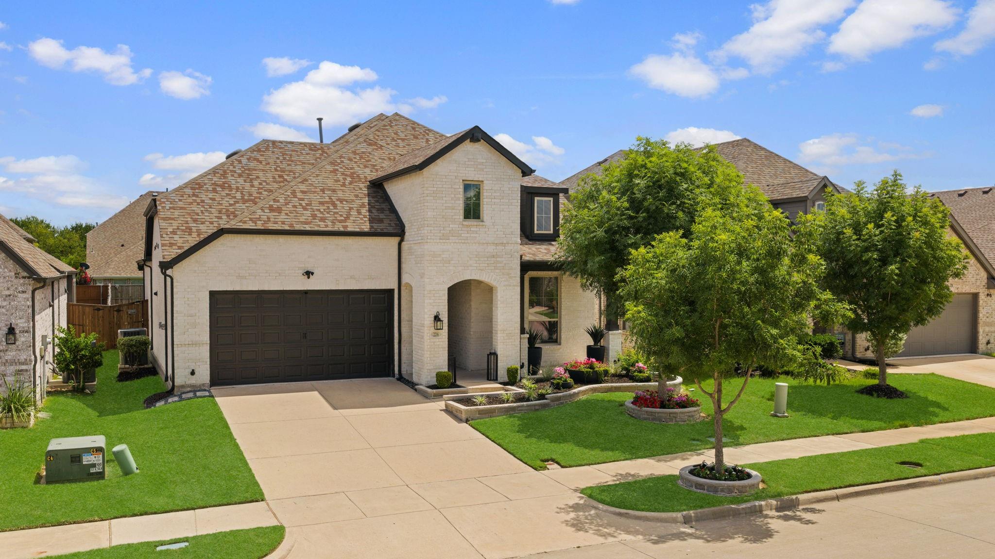 main property photo 38