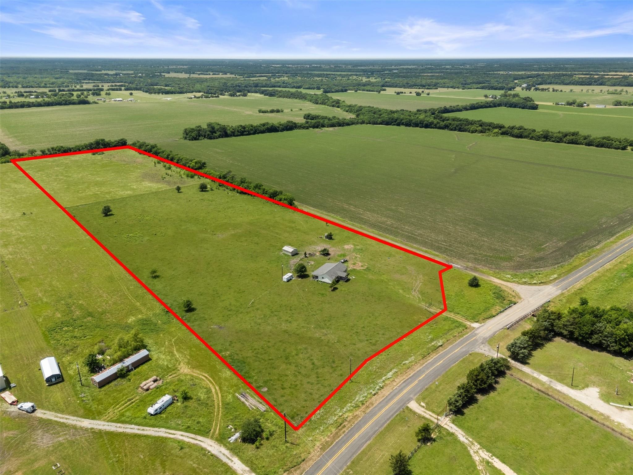 main property photo 18